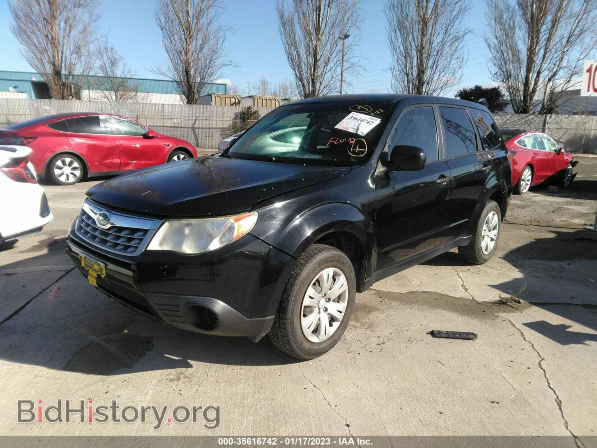2011 SUBARU FORESTER - VIN: JF2SHAAC7BH775353 - Фото 2