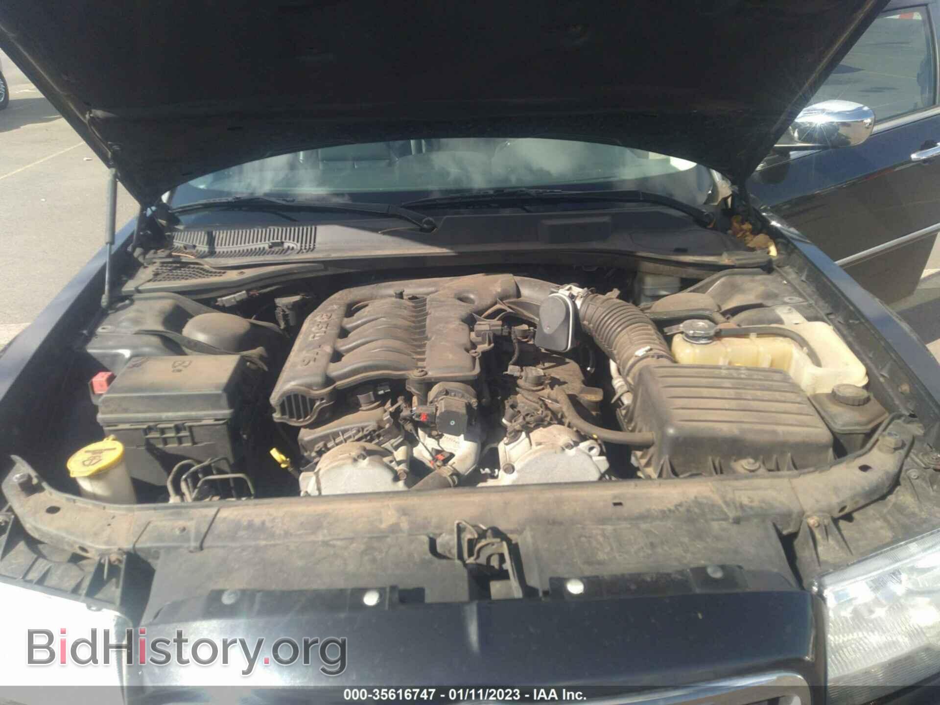 2010 CHRYSLER 300 - VIN: 2C3CA5CV5AH265609 - Фото 10