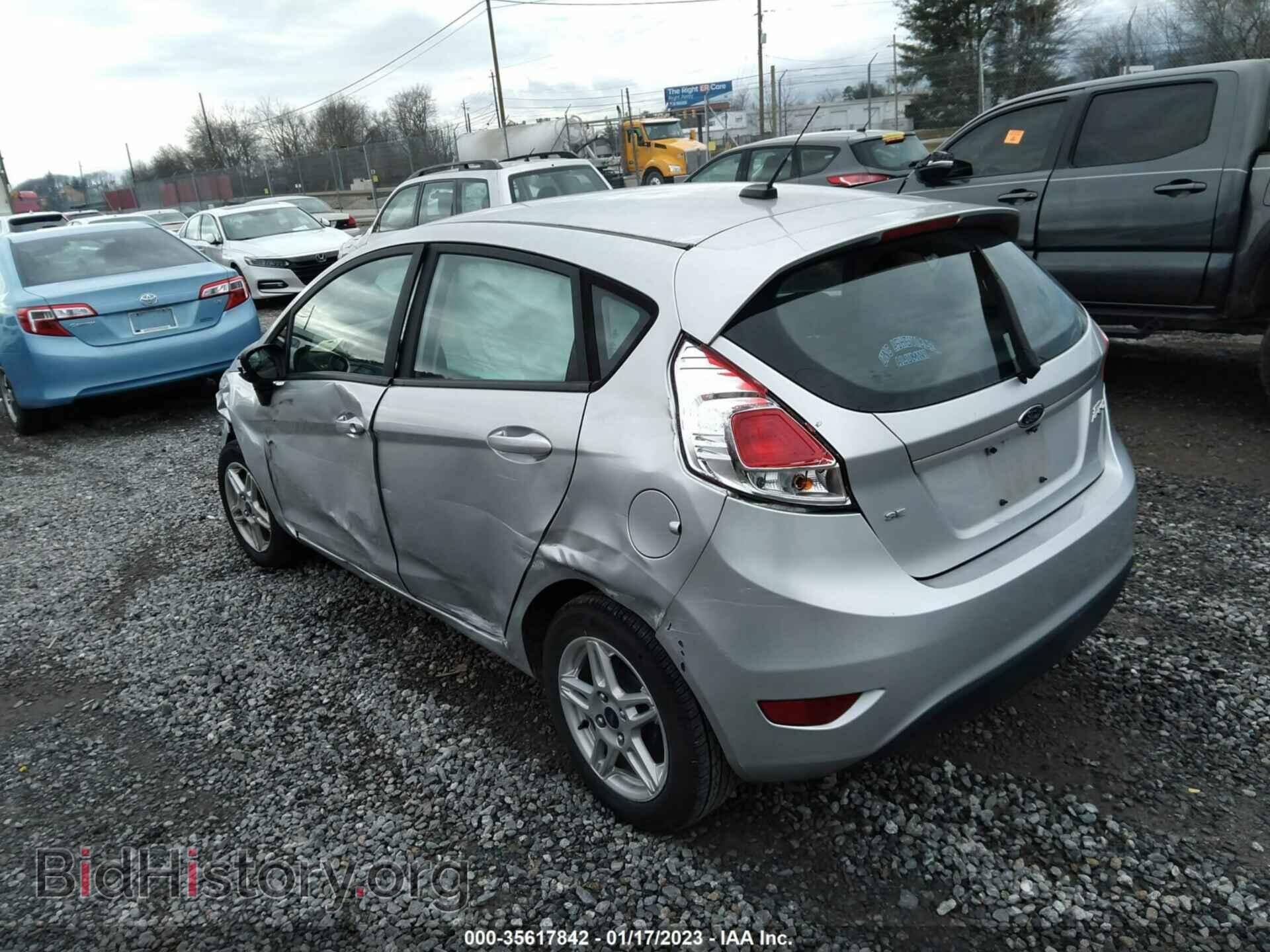 2018 FORD FIESTA - VIN: 3FADP4EJ4JM131569 - Фото 3
