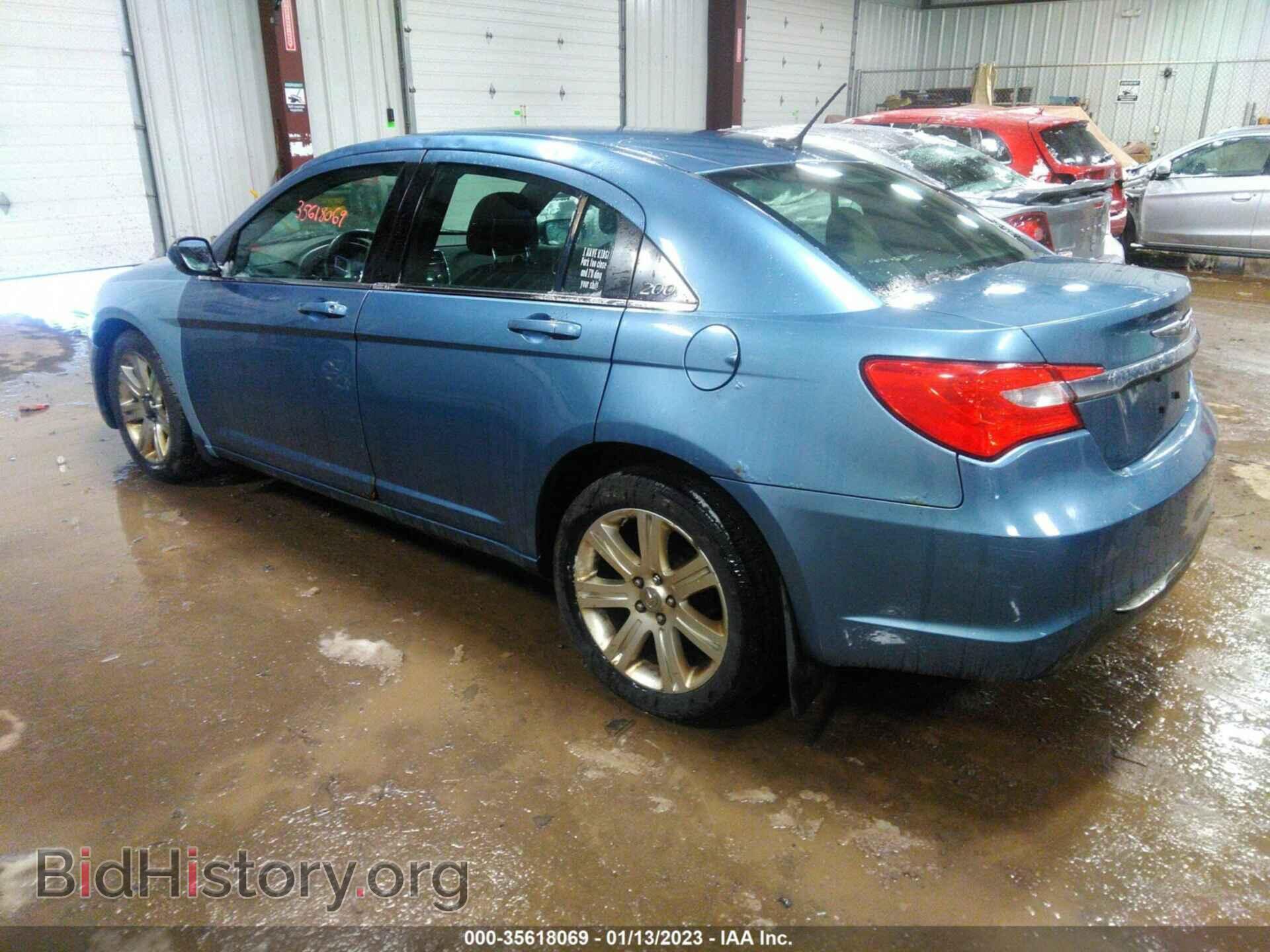 2011 CHRYSLER 200 - VIN: 1C3BC1FB1BN581372 - Фото 3
