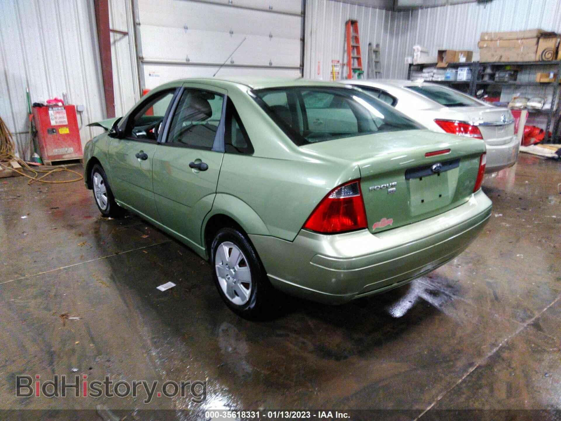 2007 FORD FOCUS - VIN: 1FAHP34N97W290998 - Фото 3