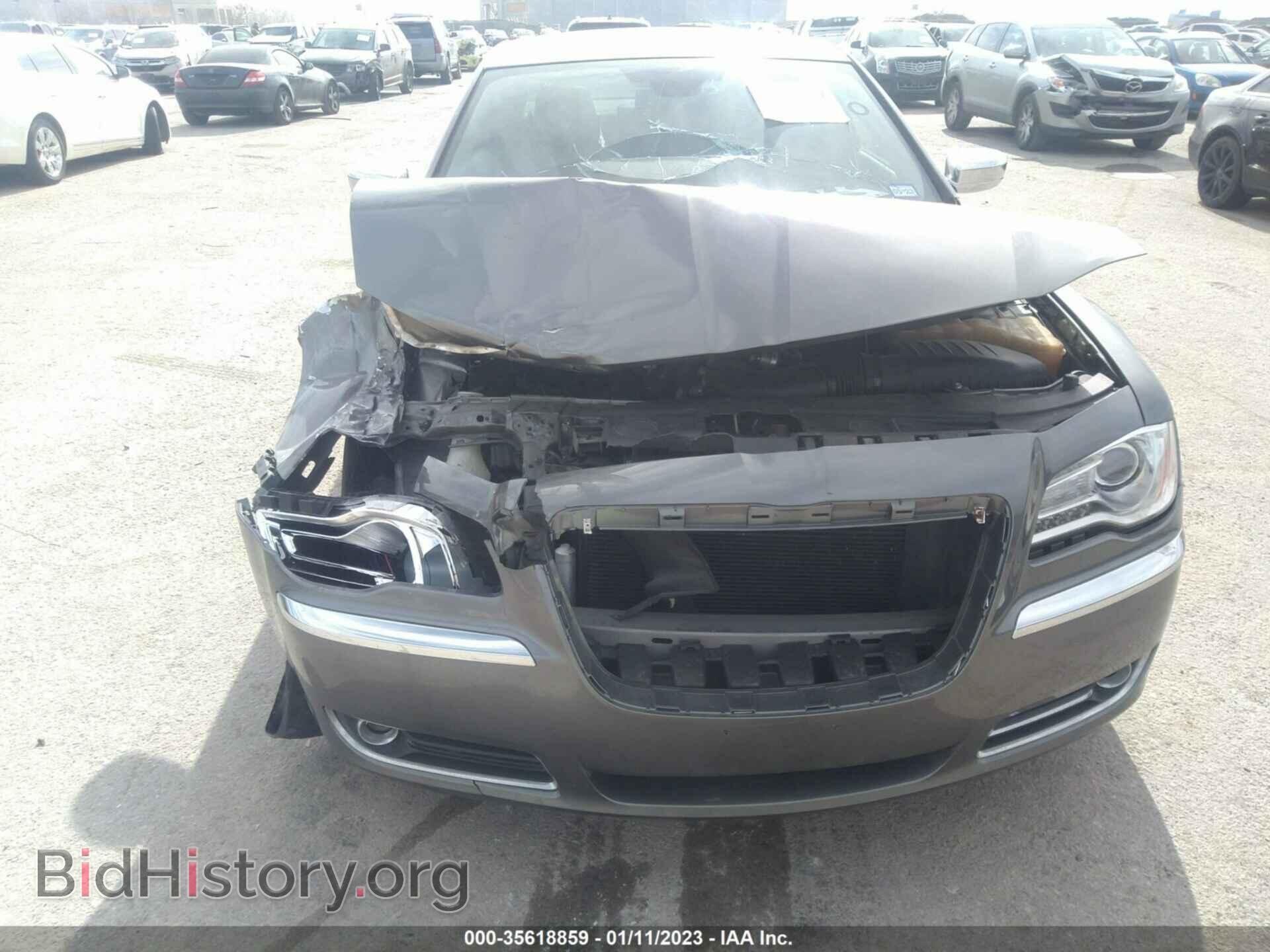 2011 CHRYSLER 300 - VIN: 2C3CA6CT9BH584422 - Фото 6