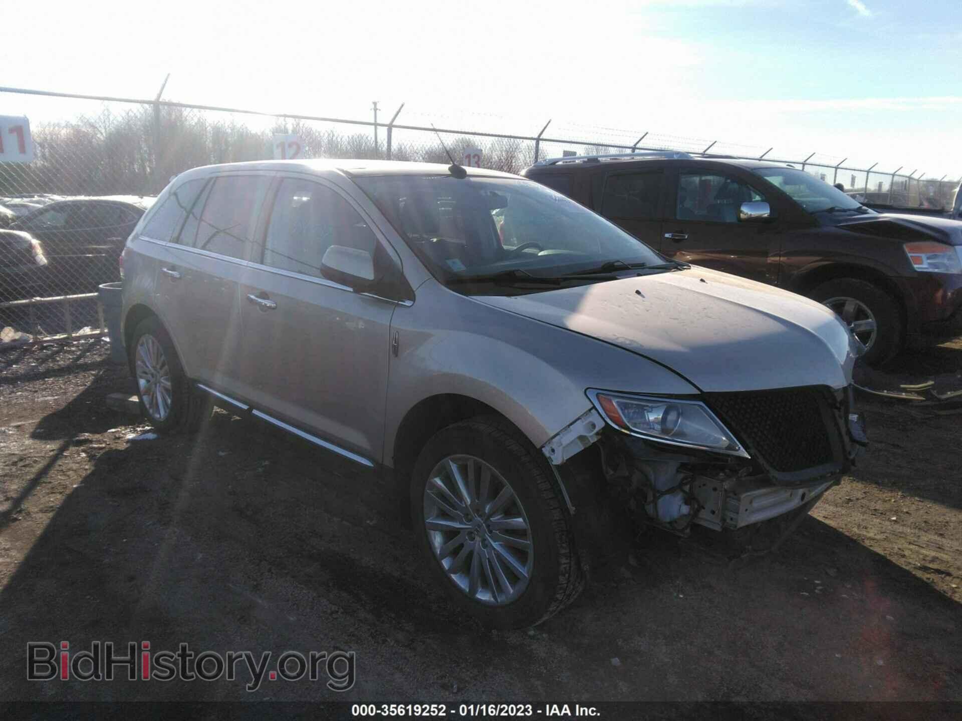 Photo 2LMDJ8JK4BBJ33827 - LINCOLN MKX 2011
