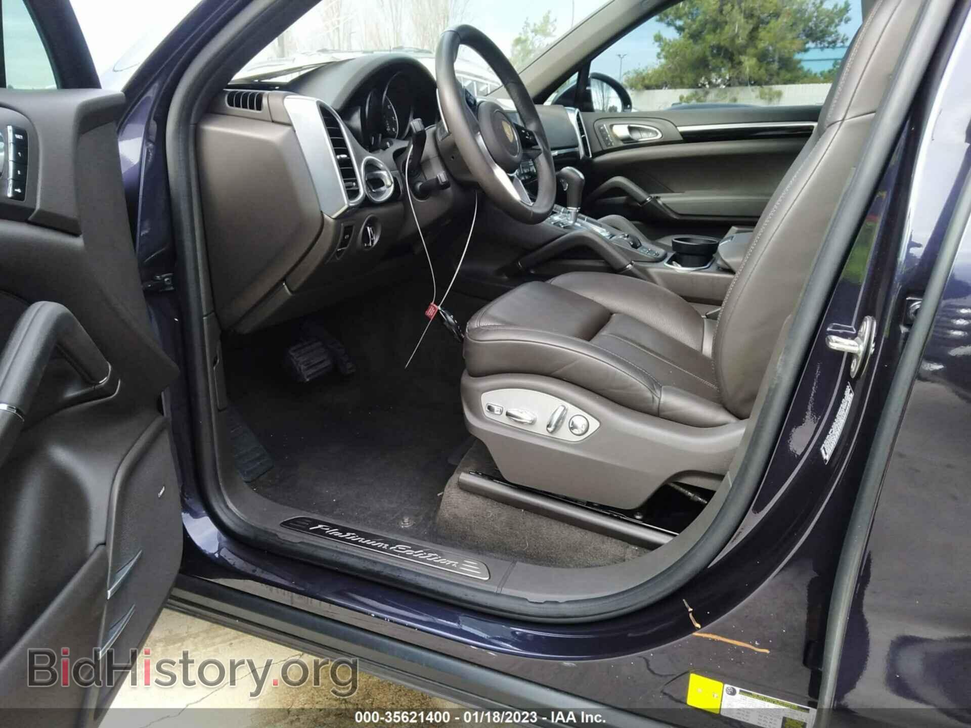 2018 PORSCHE CAYENNE - VIN: WP1AA2A28JKA05111 - Photo 6