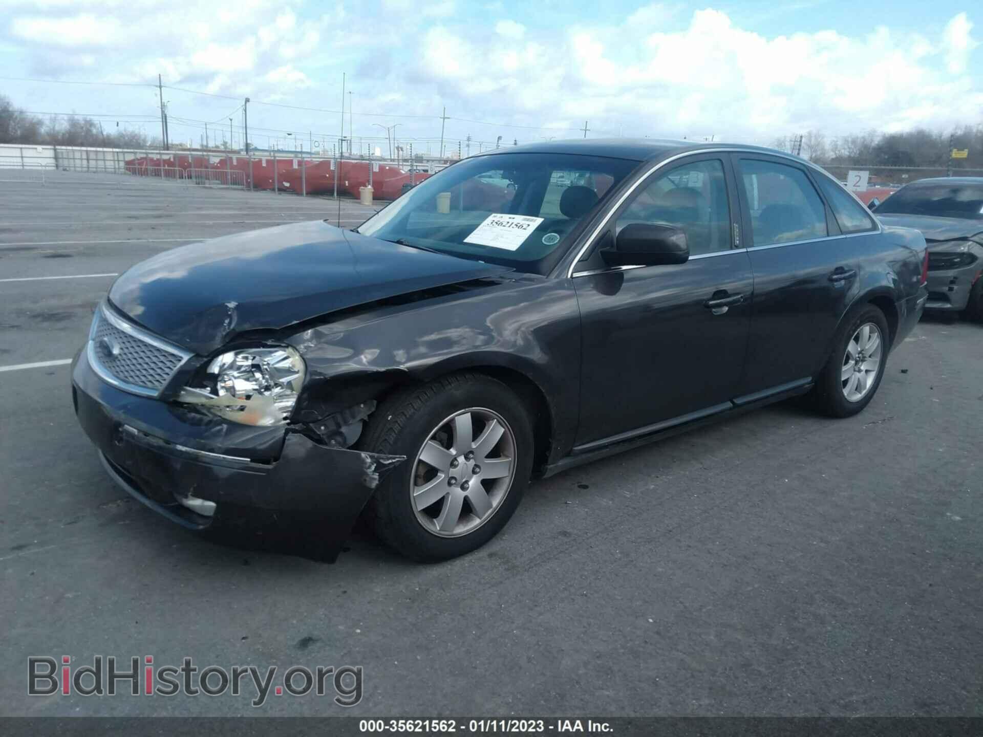 2007 FORD FIVE HUNDRED - VIN: 1FAHP24137G111484 - Photo 2
