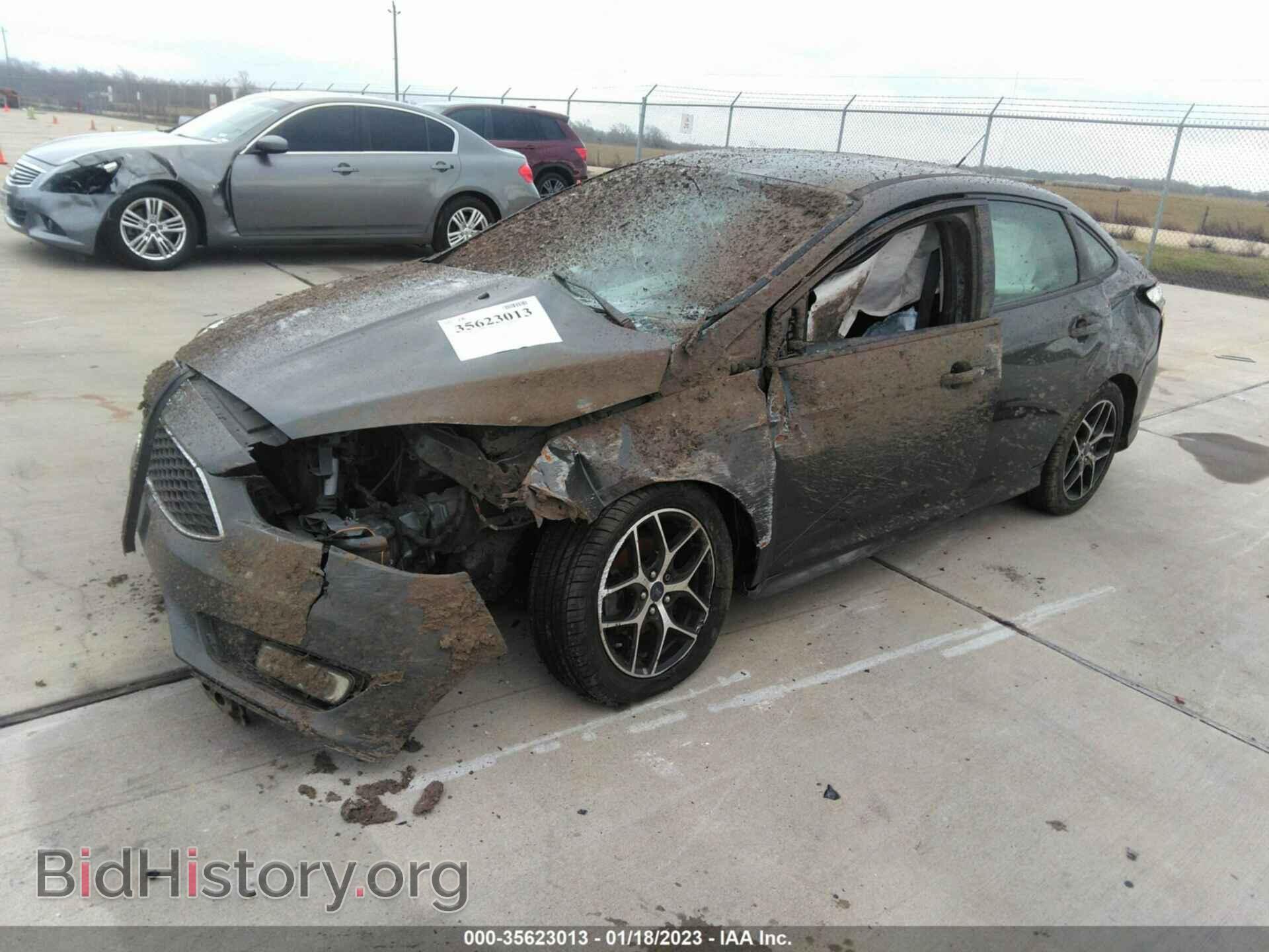 2016 FORD FOCUS - VIN: 1FADP3F2XGL397254 - Фото 2