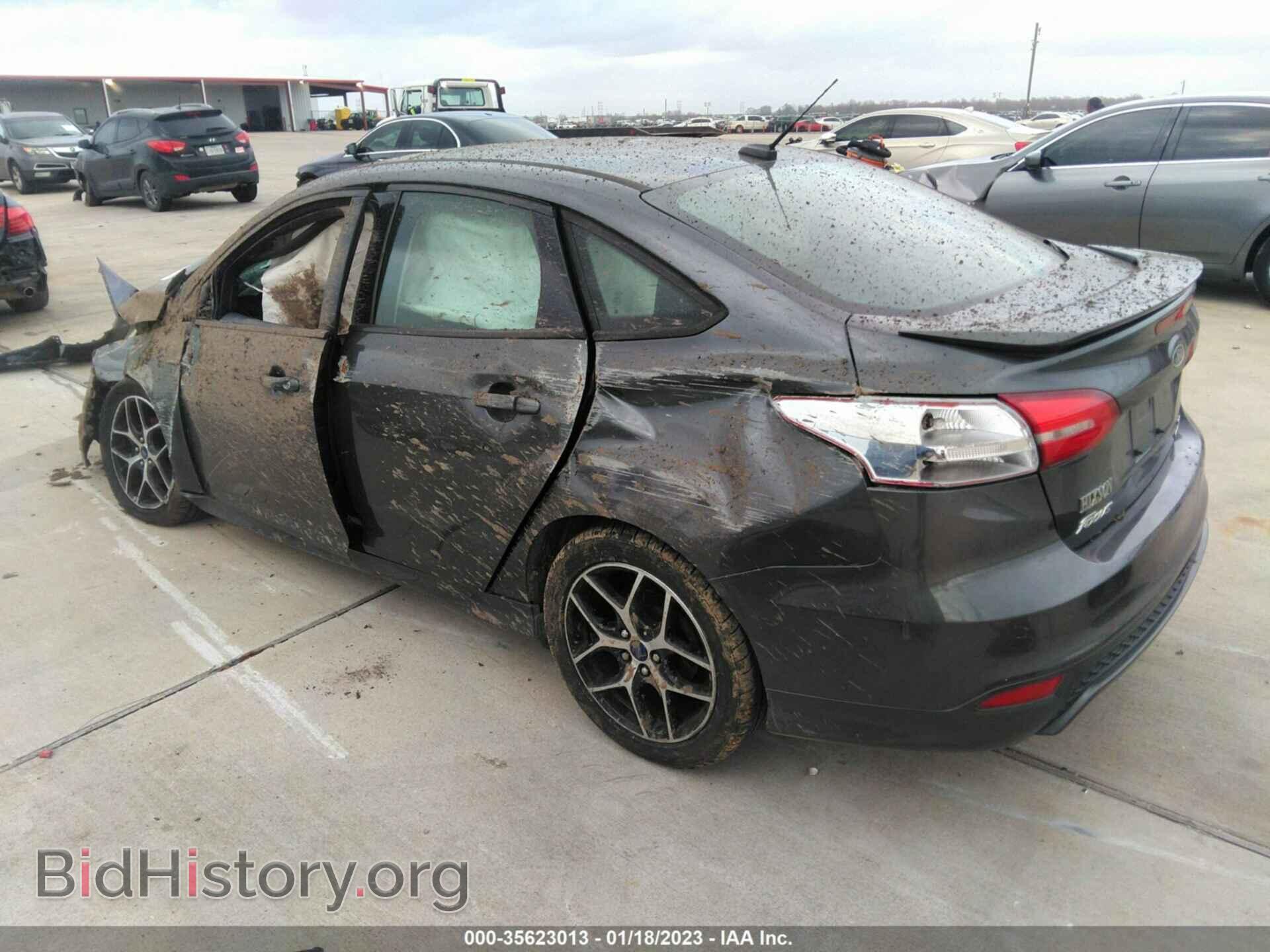 2016 FORD FOCUS - VIN: 1FADP3F2XGL397254 - Фото 3