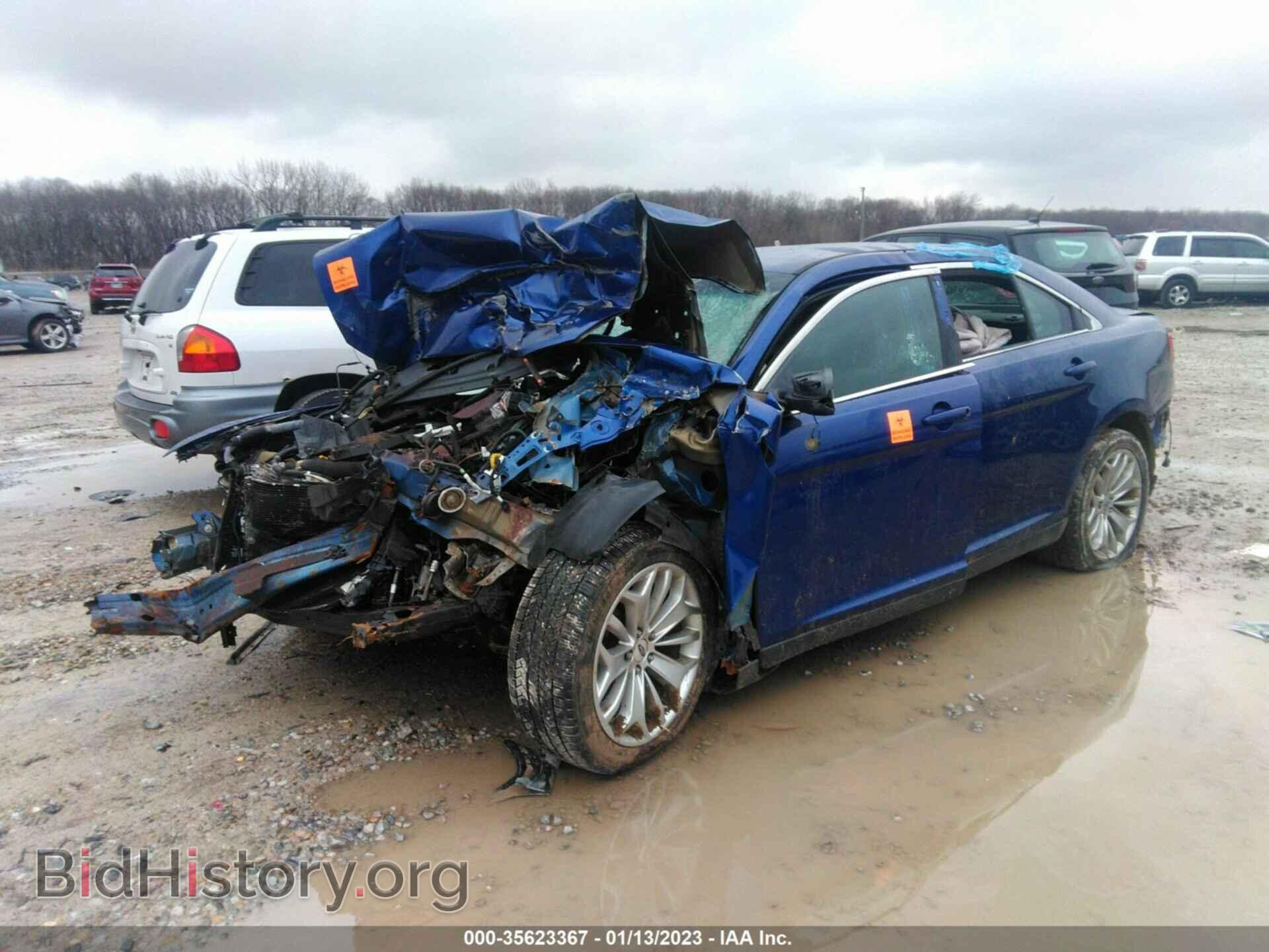 2013 FORD TAURUS - VIN: 1FAHP2F81DG129553 - Фото 2