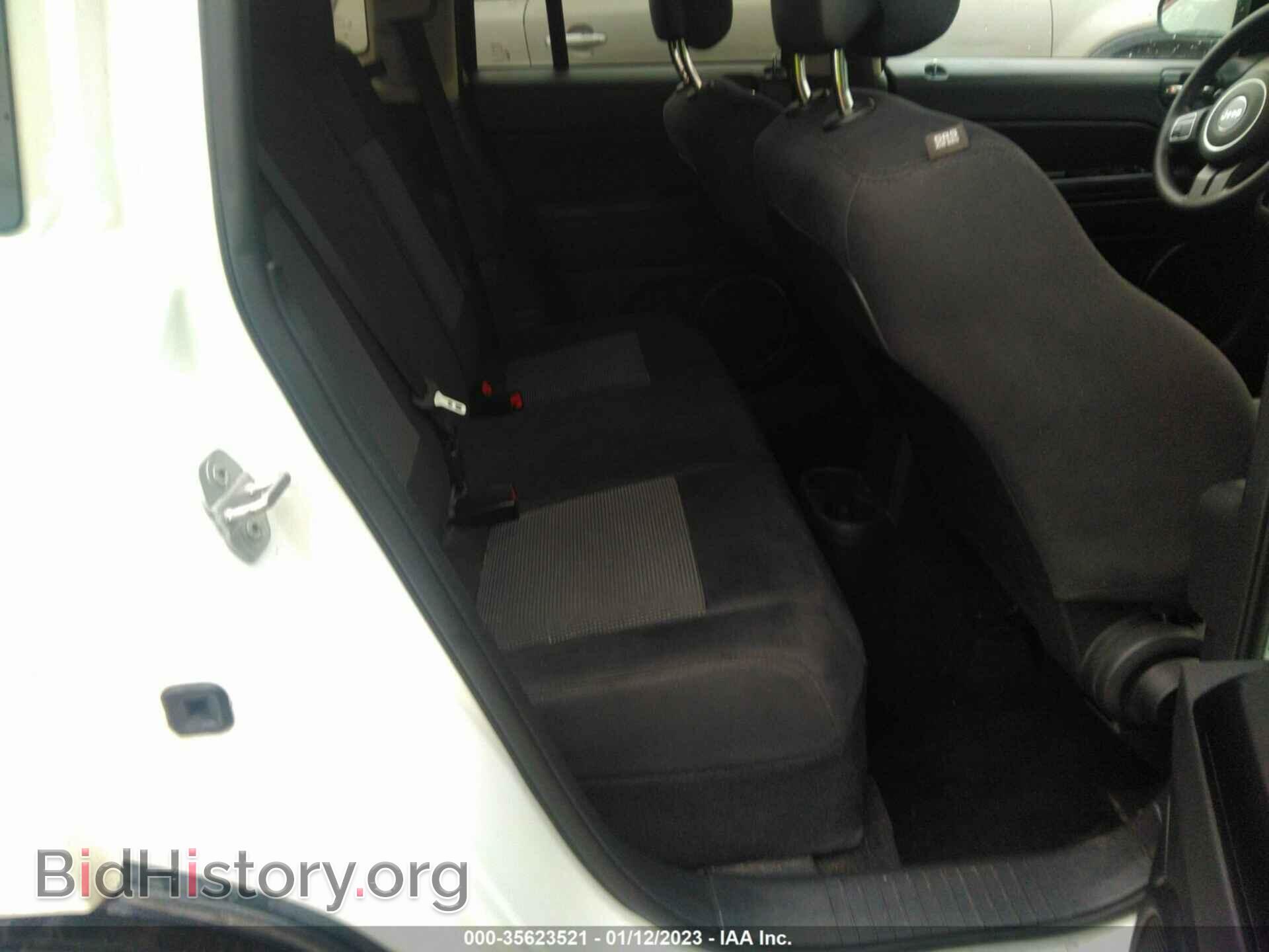 2015 JEEP COMPASS - VIN: 1C4NJDBB8FD176885 - Photo 8