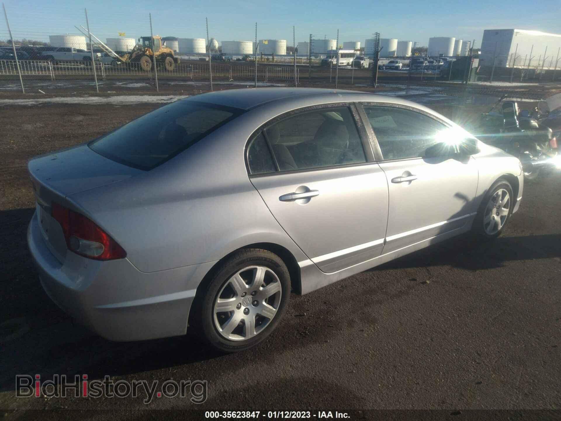 2009 HONDA CIVIC SDN - VIN: 19XFA15519E033398 - Фото 4