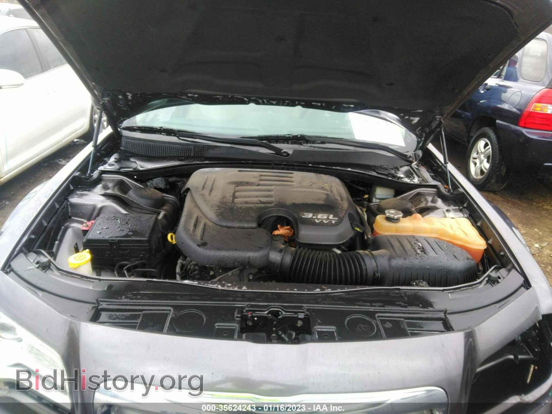 2013 CHRYSLER 300 - VIN: 2C3CCAAG8DH543169 - Фото 10