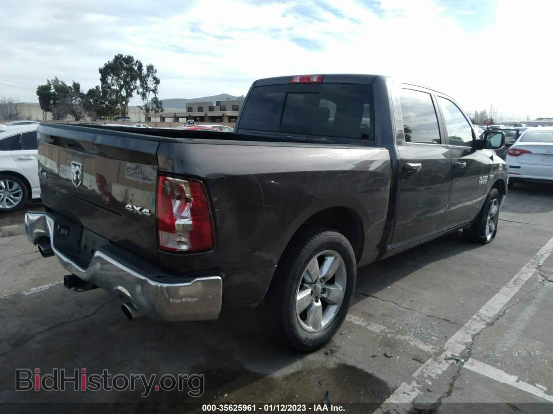 2016 RAM 1500 - VIN: 3C6RR7LT0GG384483 - Фото 4