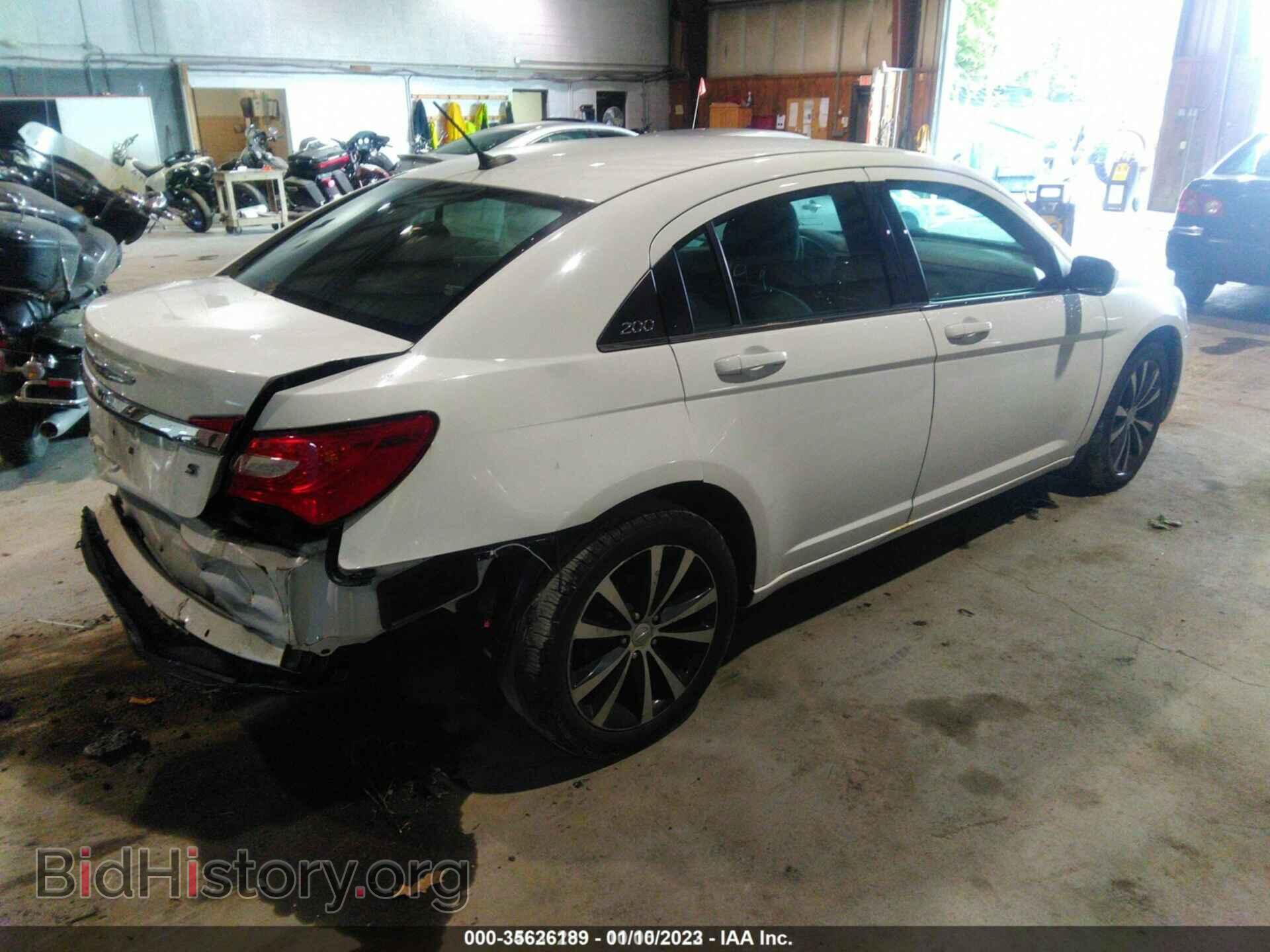 2014 CHRYSLER 200 - VIN: 1C3CCBBG3EN186898 - Фото 4