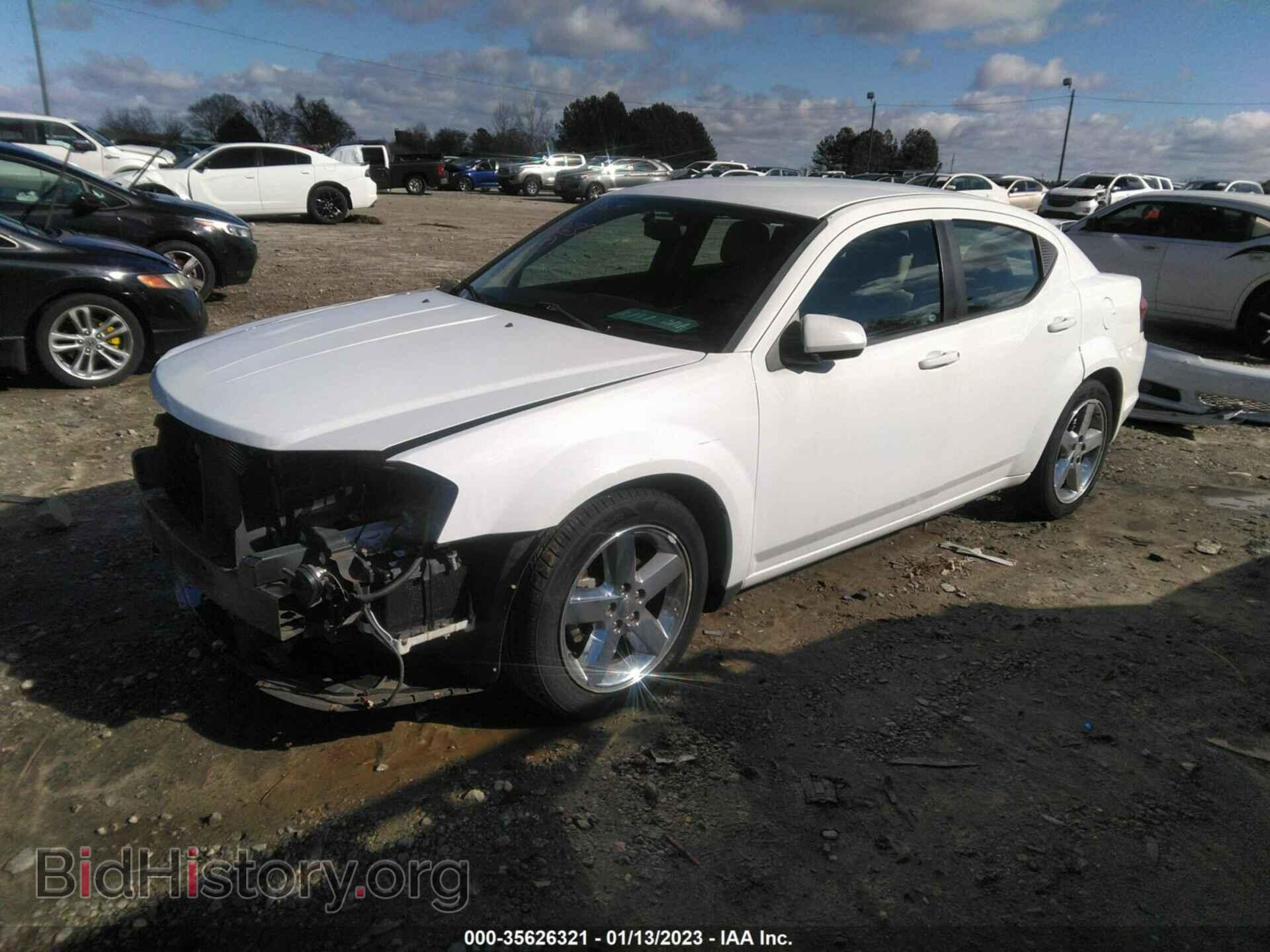 2011 DODGE AVENGER - VIN: 1B3BD2FB4BN587148 - Photo 2