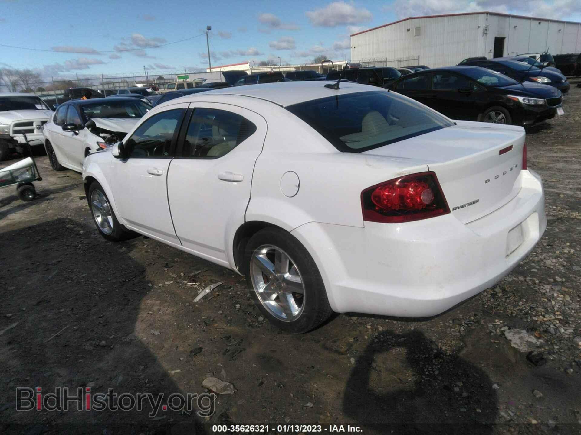 2011 DODGE AVENGER - VIN: 1B3BD2FB4BN587148 - Photo 3