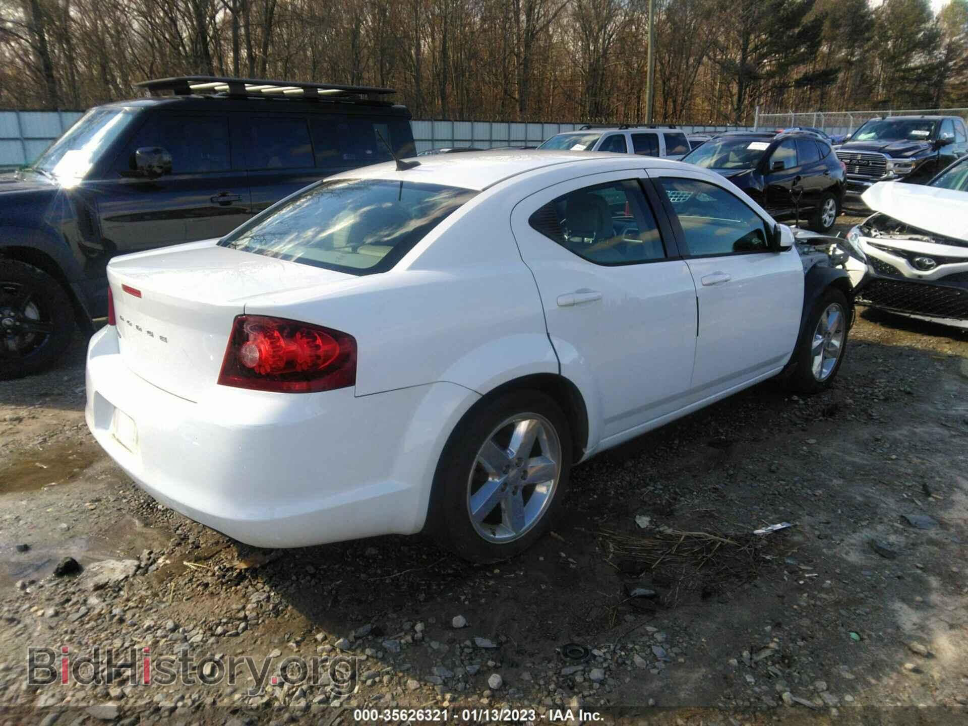 2011 DODGE AVENGER - VIN: 1B3BD2FB4BN587148 - Photo 4