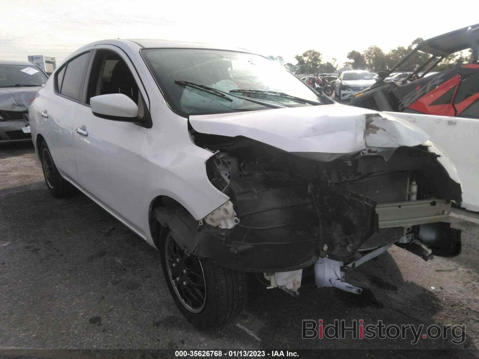 Photo 3N1CN7APXKL813860 - NISSAN VERSA SEDAN 2019