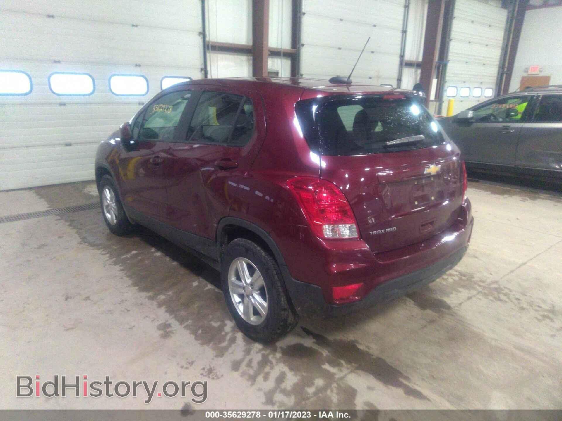 2017 CHEVROLET TRAX - VIN: 3GNCJNSB6HL231609 - Фото 3