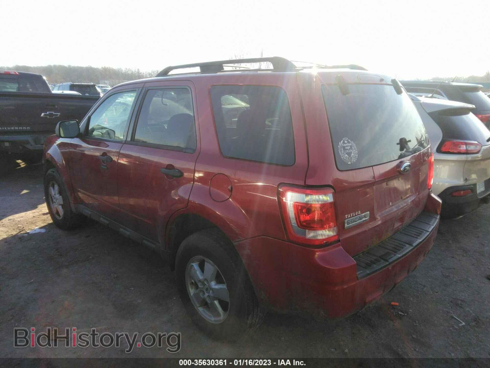 2010 FORD ESCAPE - VIN: 1FMCU0D7XAKA04504 - Фото 3