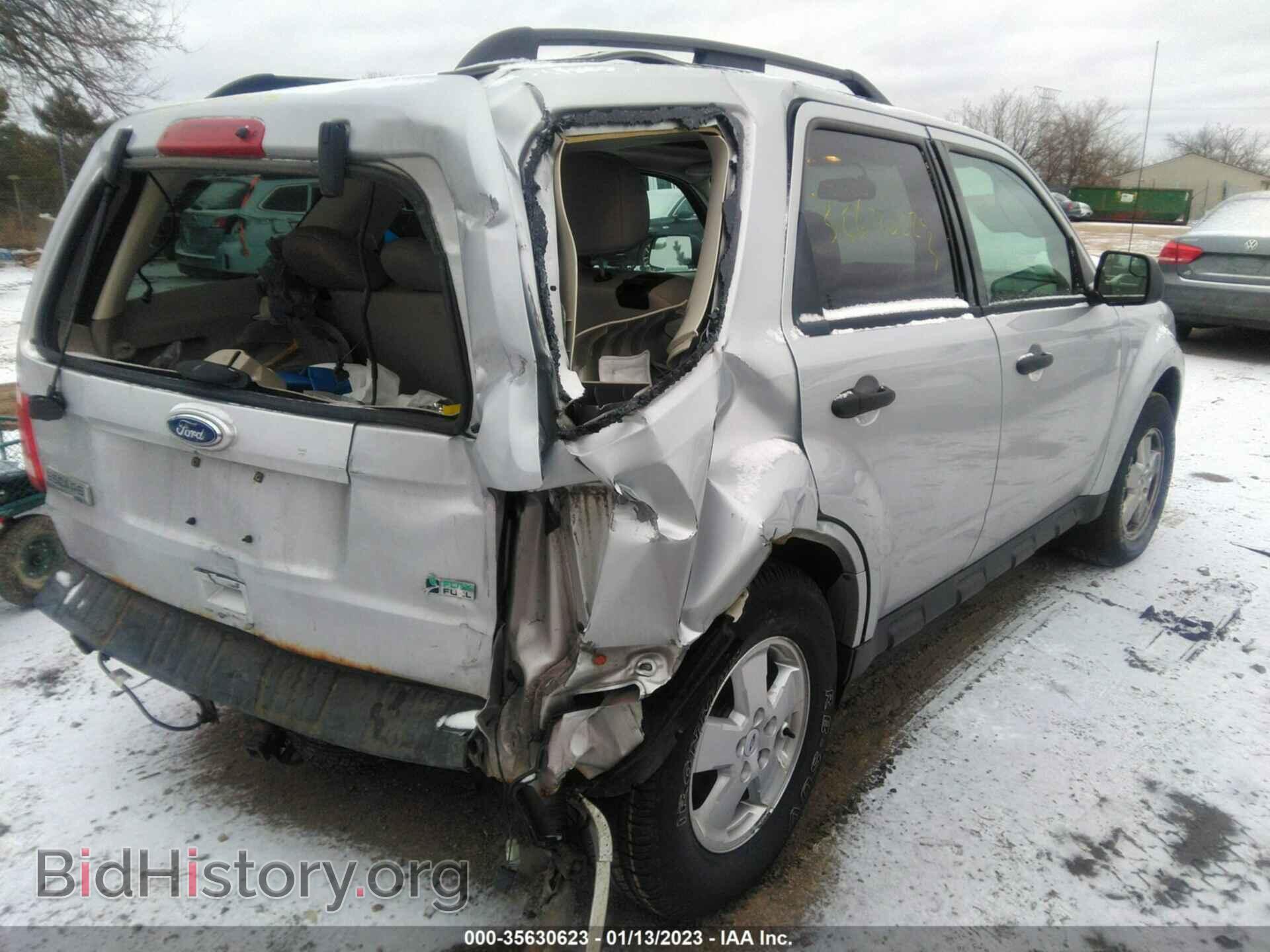 2011 FORD ESCAPE - VIN: 1FMCU0DG1BKC03006 - Фото 4