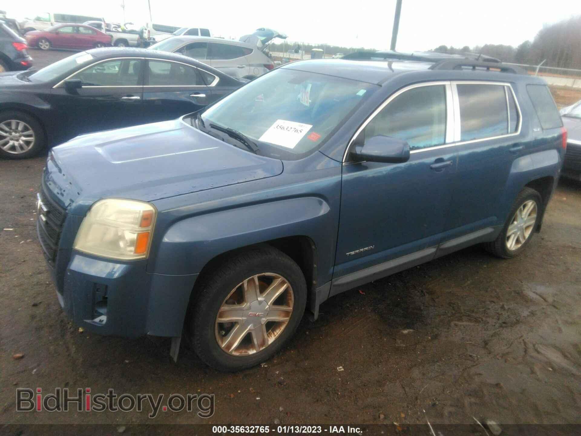2011 GMC TERRAIN - VIN: 2CTALSEC5B6263674 - Photo 2