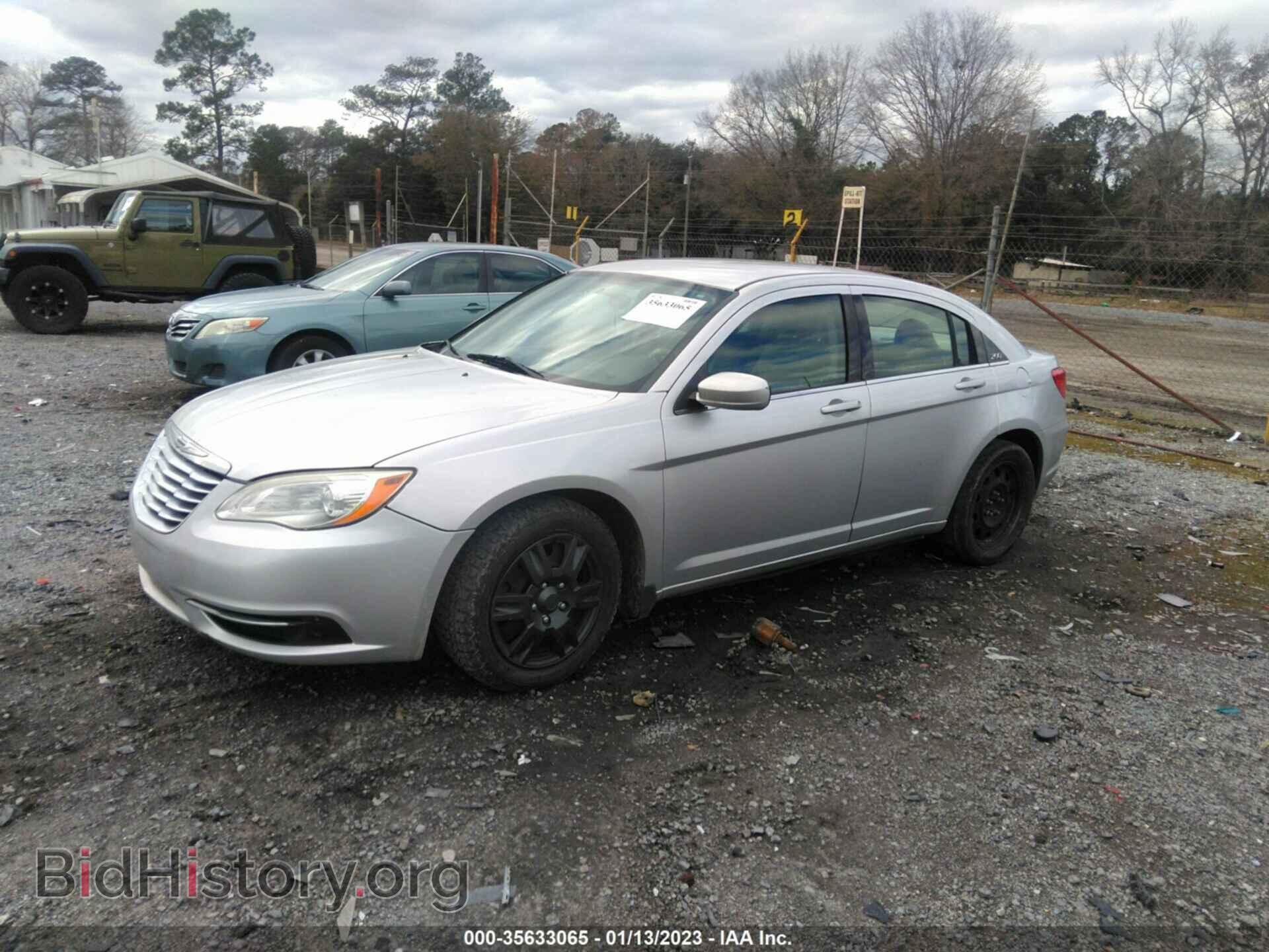 2012 CHRYSLER 200 - VIN: 1C3CCBAB8CN168755 - Фото 2