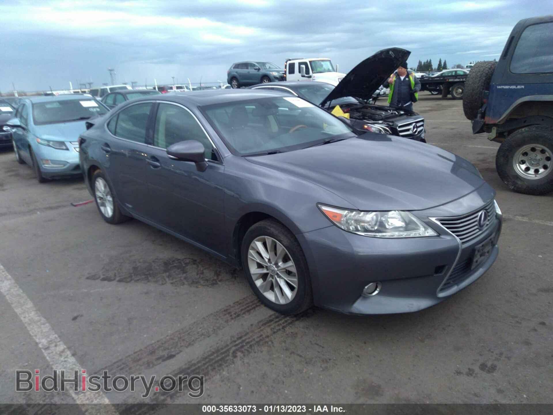 Photo JTHBW1GG4D2038162 - LEXUS ES 300H 2013