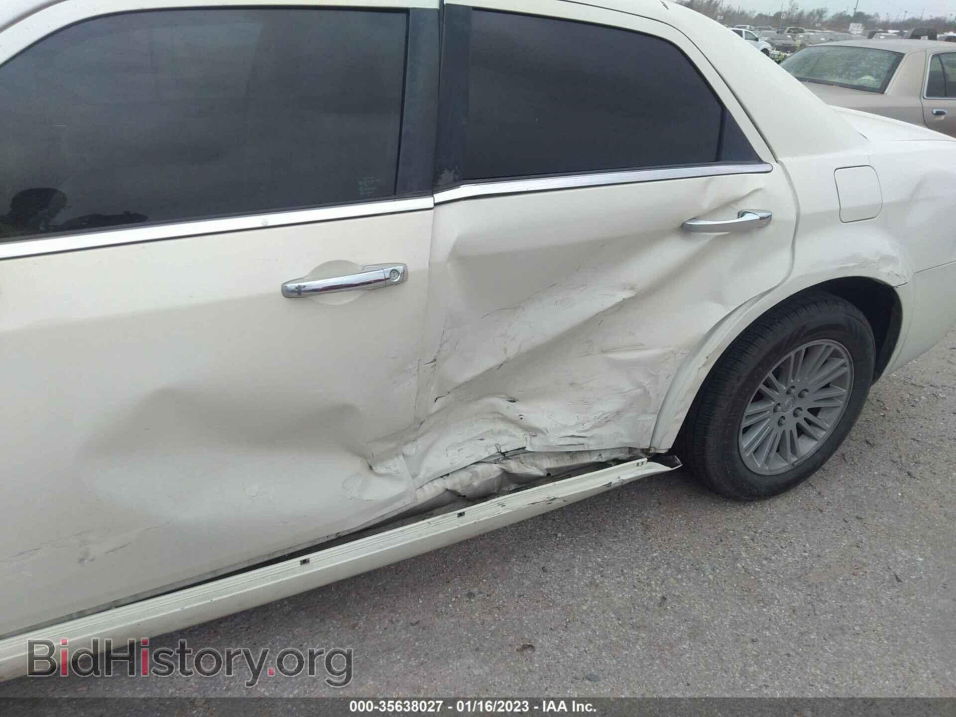 2010 CHRYSLER 300 - VIN: 2C3CA4CD8AH329739 - Фото 6