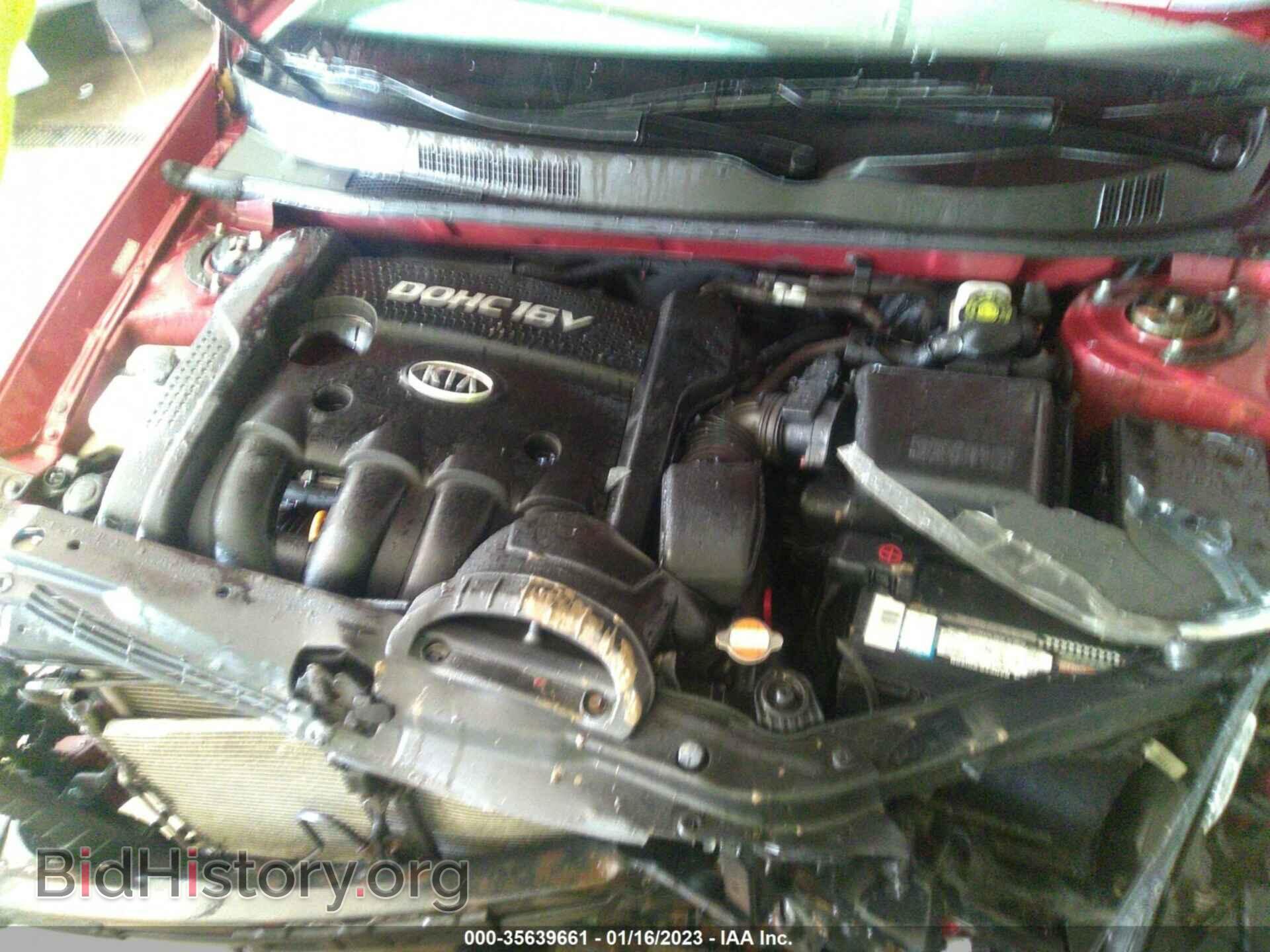 2007 KIA OPTIMA - VIN: KNAGE123175128559 - Фото 10