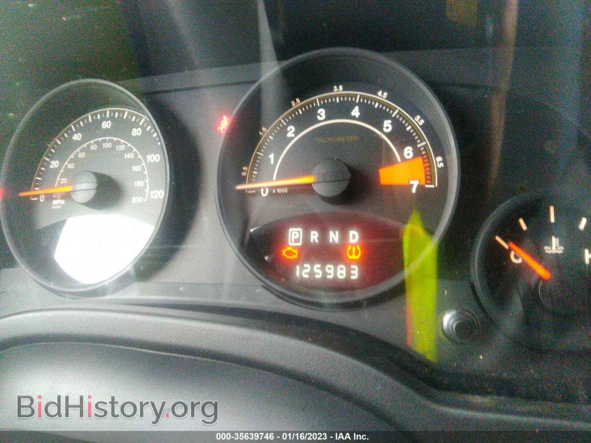 2014 JEEP COMPASS - VIN: 1C4NJCBA9ED595182 - Фото 7