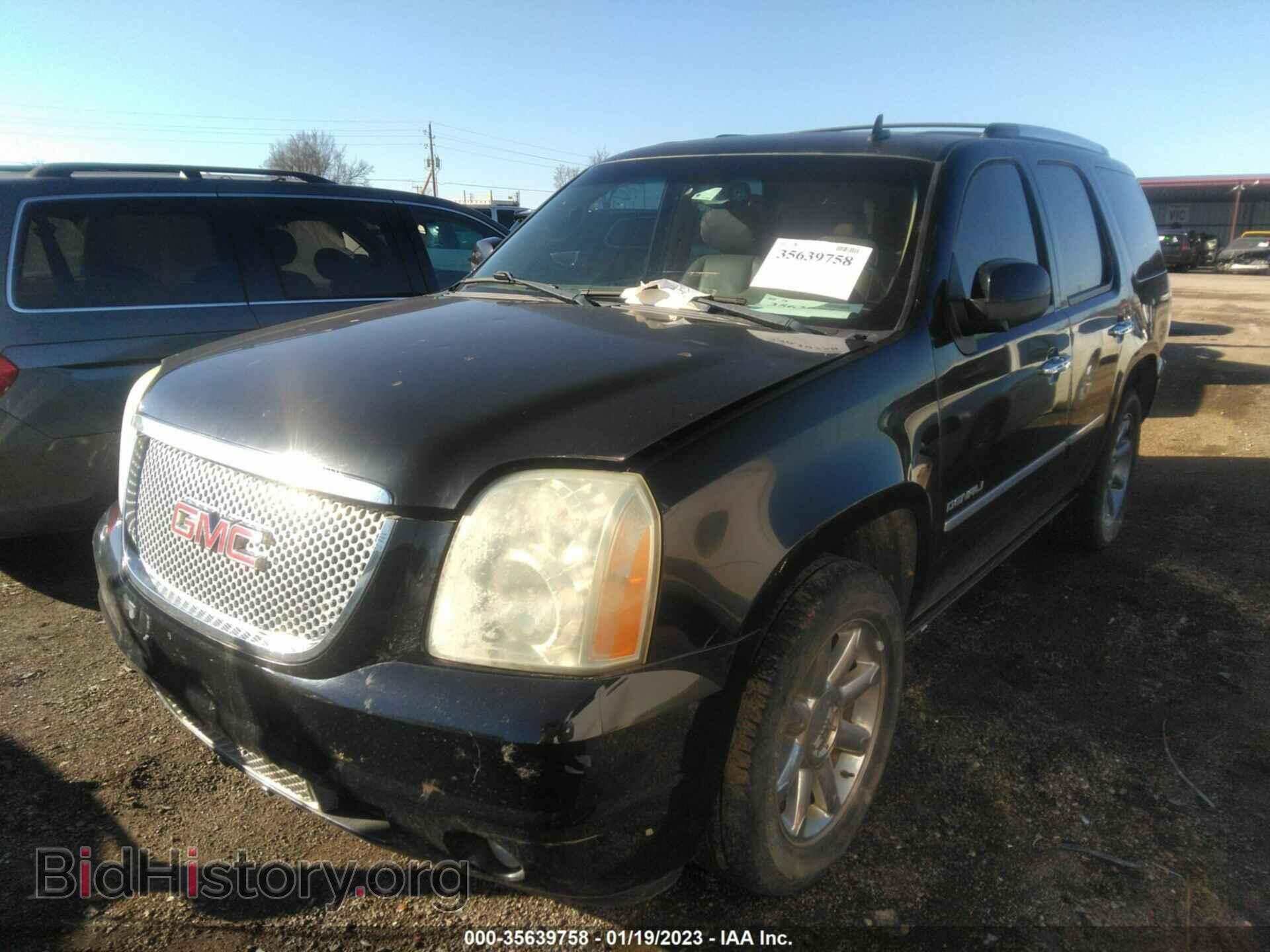 2011 GMC YUKON - VIN: 1GKS2EEF7BR176947 - Фото 2