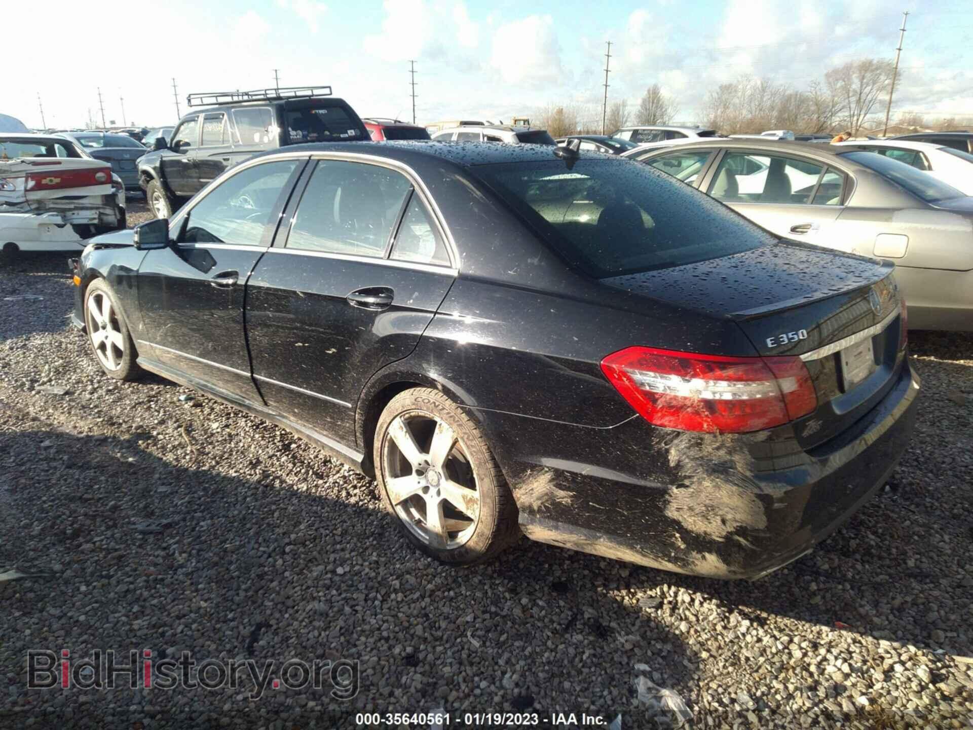 2011 MERCEDES-BENZ E-CLASS - VIN: WDDHF8HB2BA436132 - Фото 3