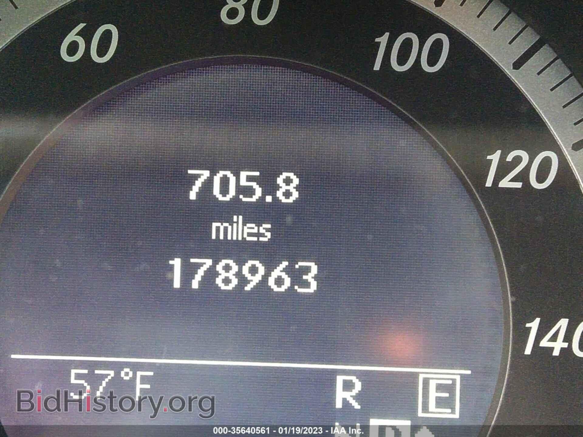 2011 MERCEDES-BENZ E-CLASS - VIN: WDDHF8HB2BA436132 - Фото 7