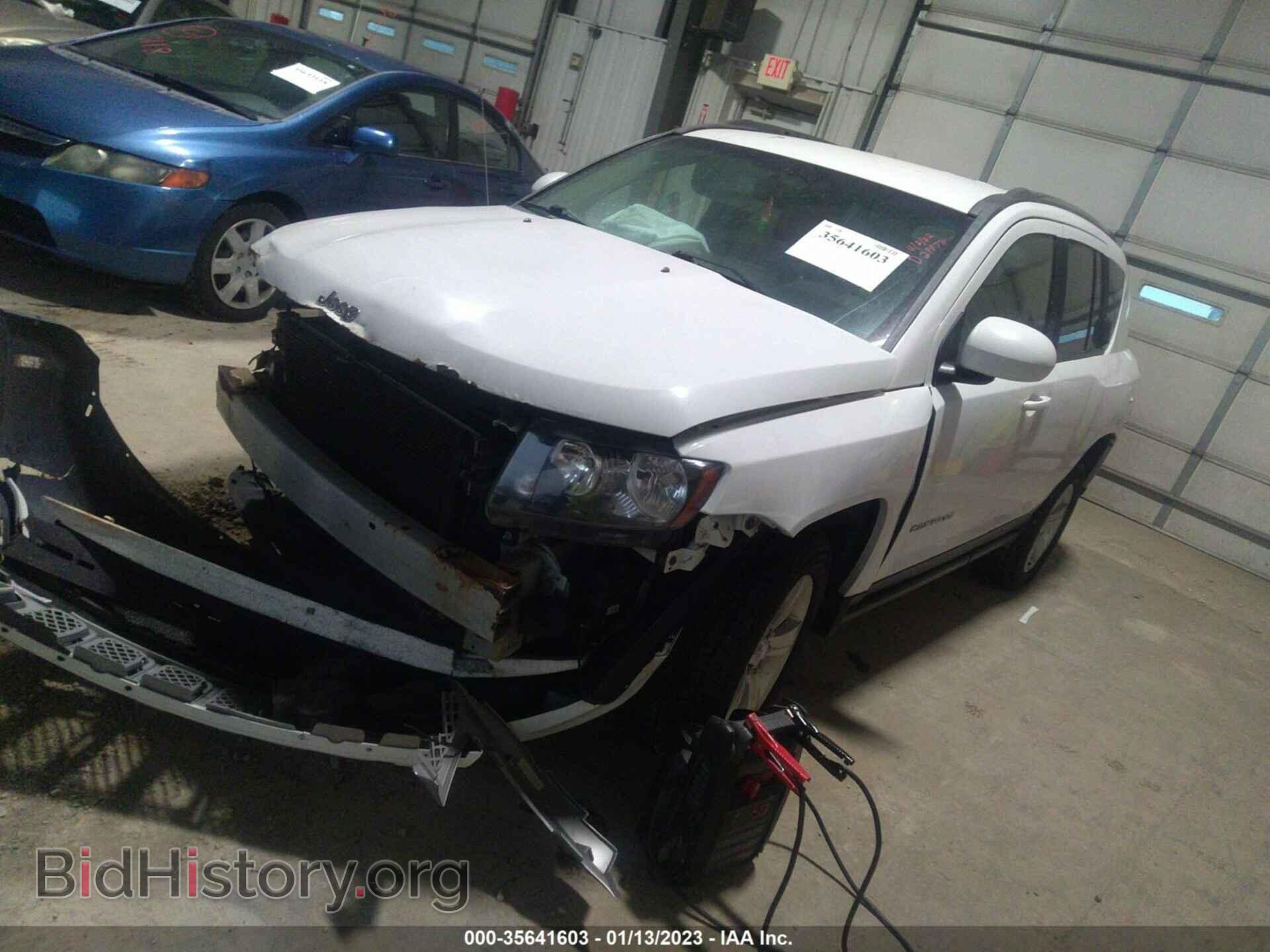 2014 JEEP COMPASS - VIN: 1C4NJCEB3ED890816 - Фото 2
