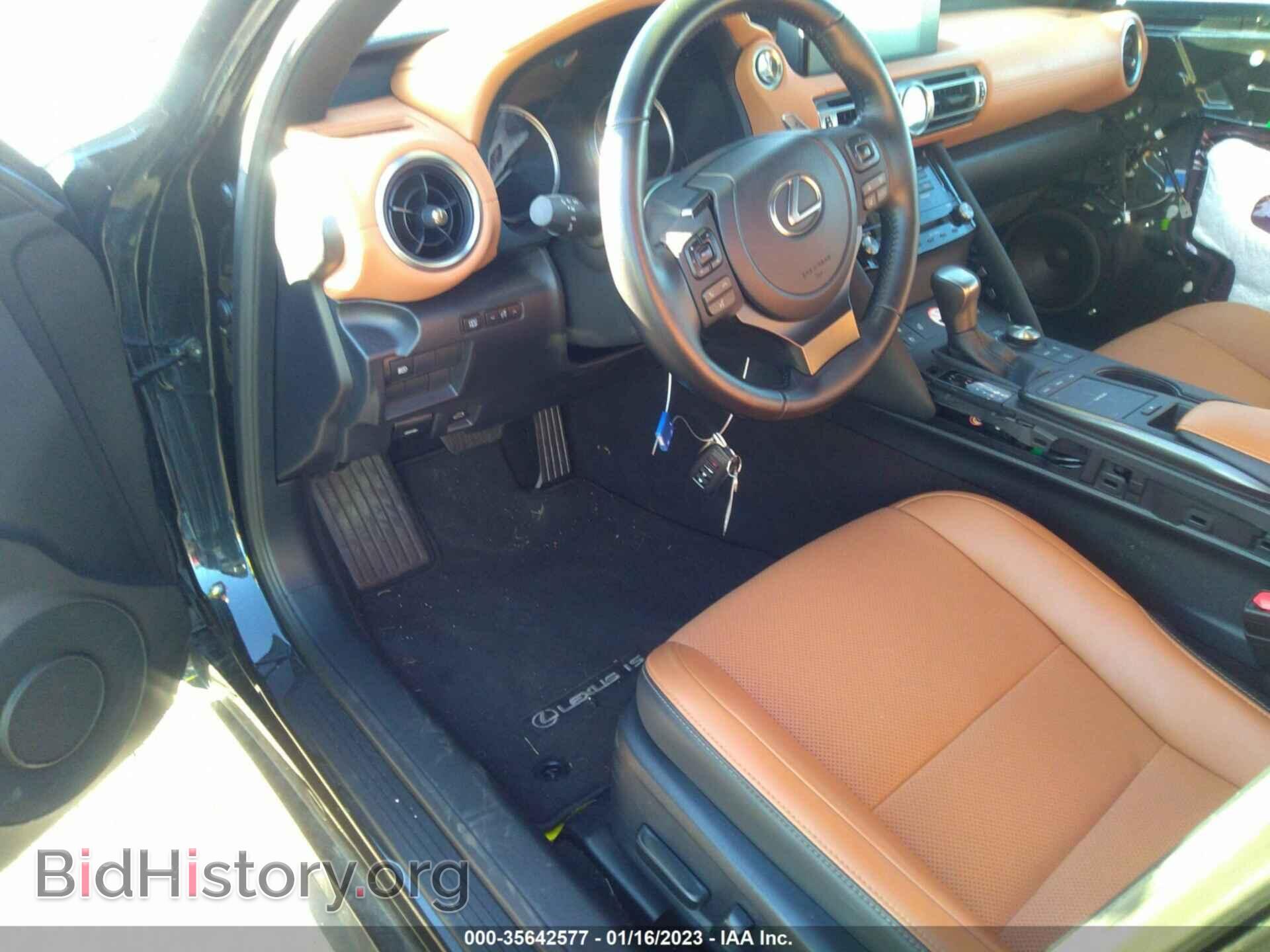 2021 LEXUS IS - VIN: JTHCA1D24M5114487 - Photo 5