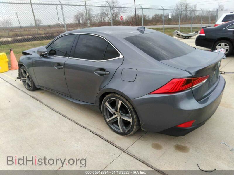 2017 Lexus IS (VIN JTHBA1D20H5042799) — фото 3 из 11