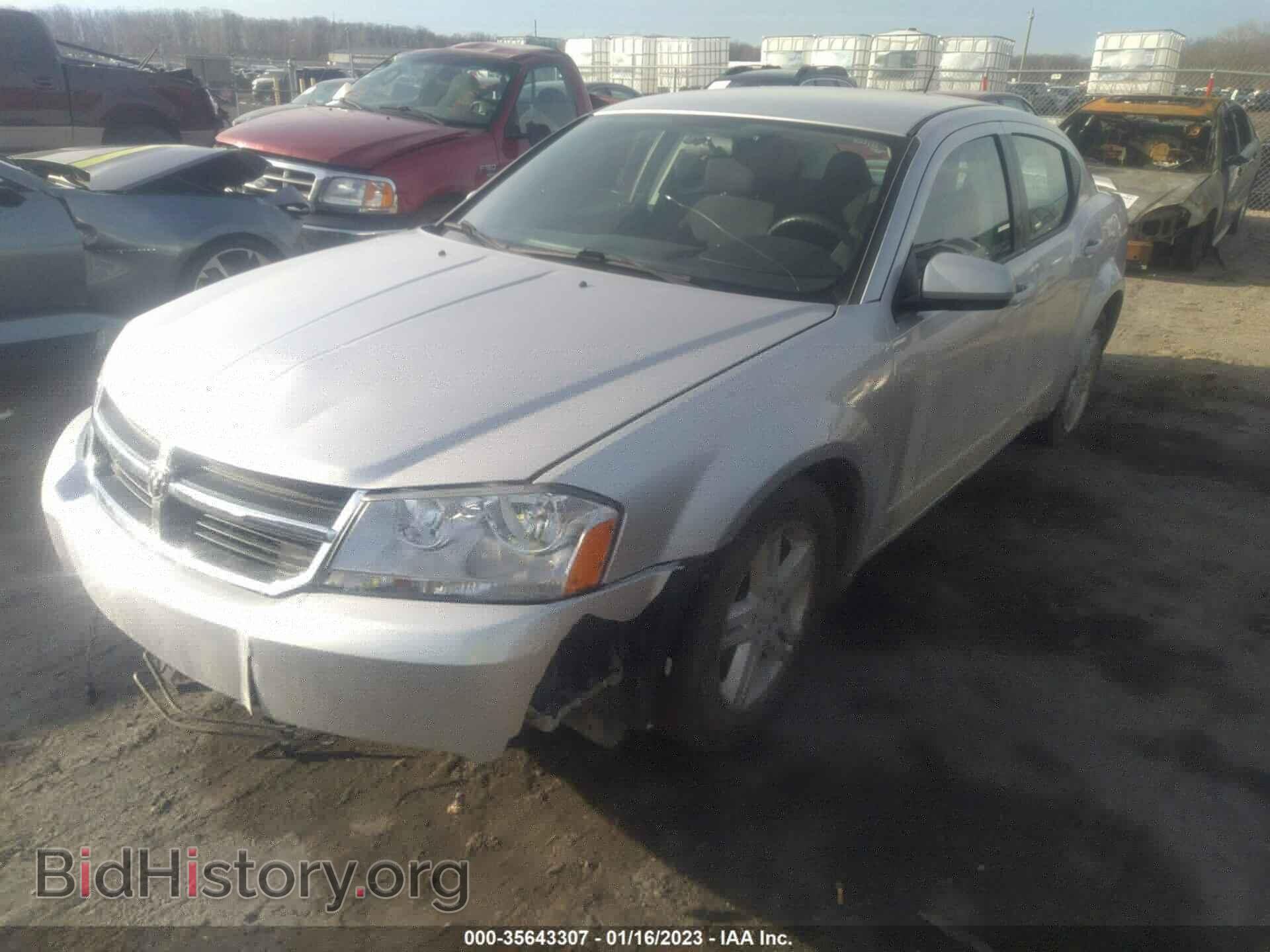 2010 DODGE AVENGER - VIN: 1B3CC5FDXAN153681 - Photo 2