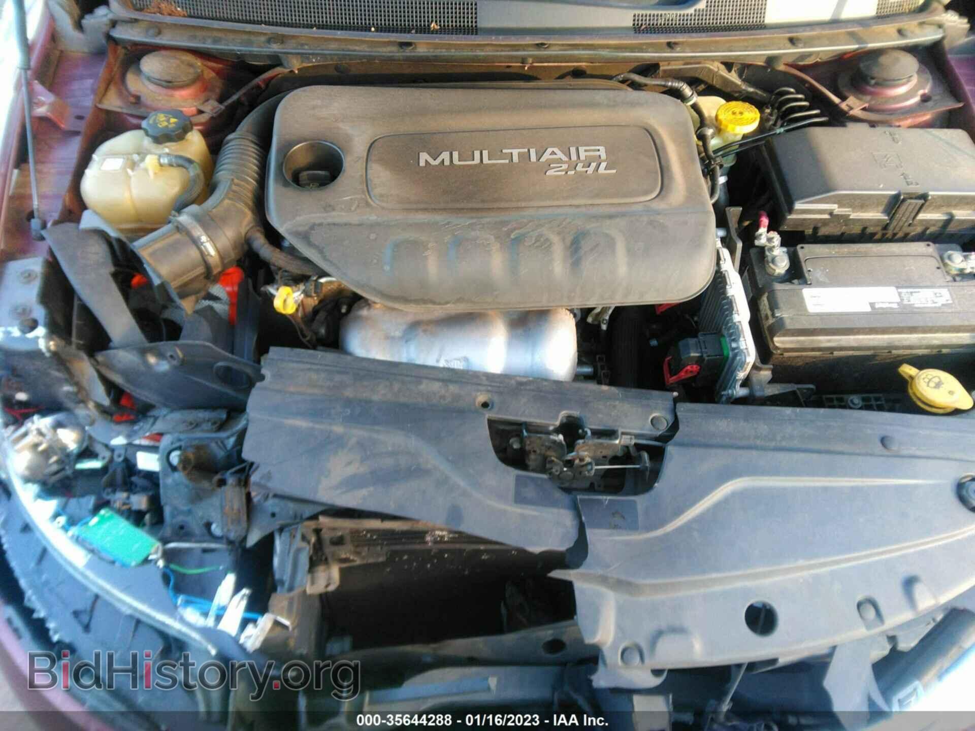 2015 CHRYSLER 200 - VIN: 1C3CCCAB2FN719661 - Фото 10