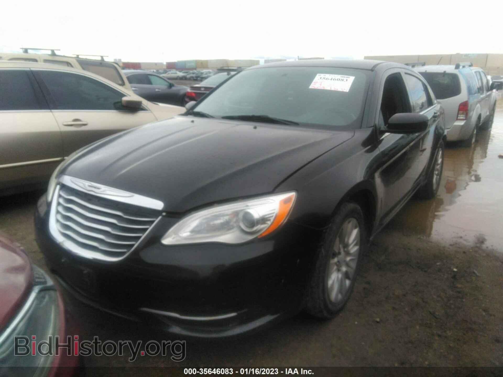2014 CHRYSLER 200 - VIN: 1C3CCBAB1EN140931 - Фото 2