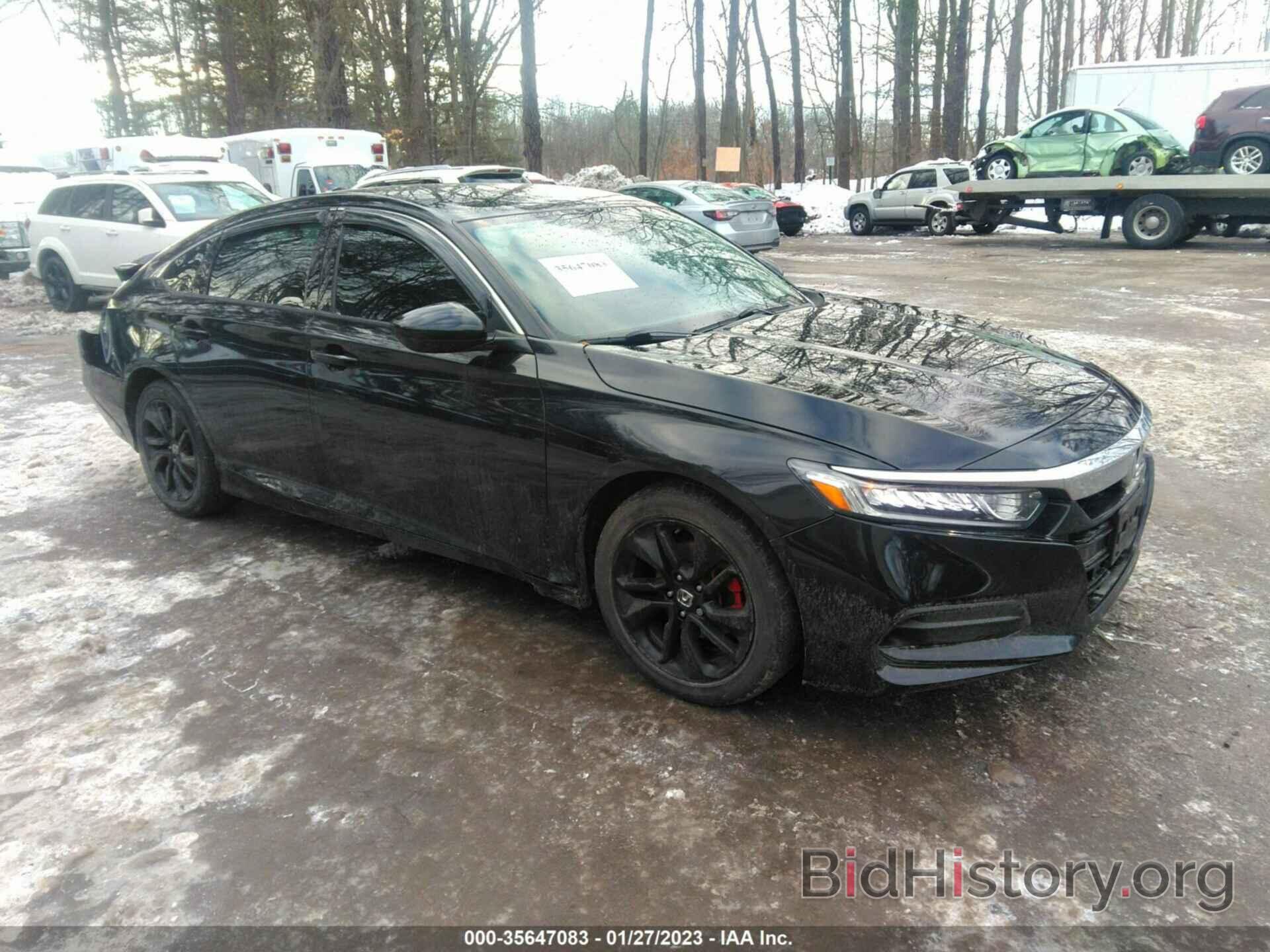 Photo 1HGCV1F19KA015910 - HONDA ACCORD SEDAN 2019