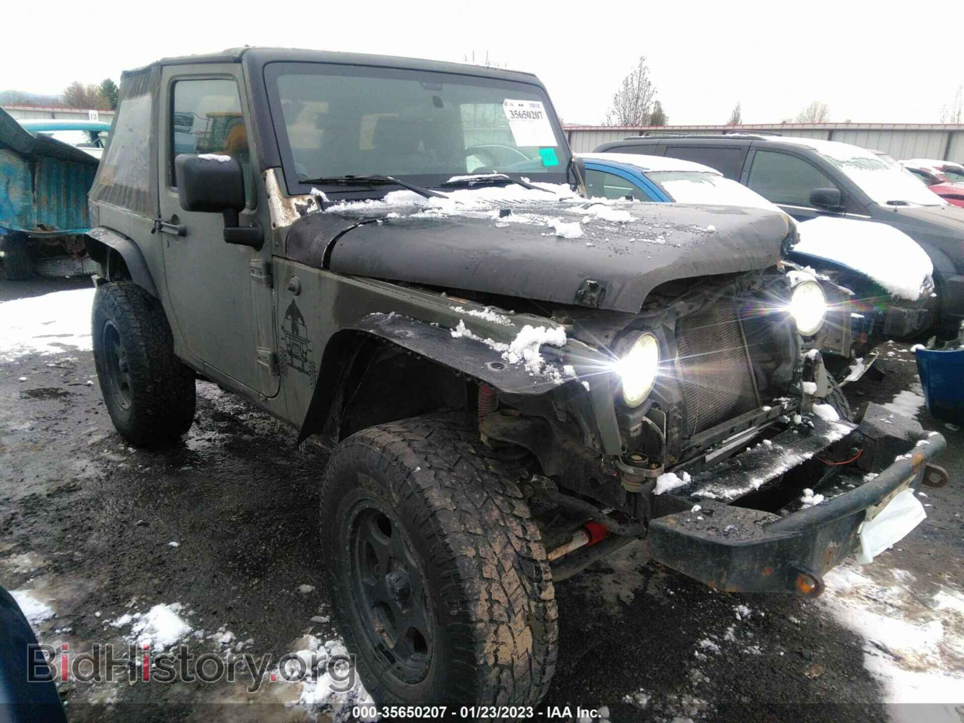 Photo 1J4FA24108L651123 - JEEP WRANGLER 2008