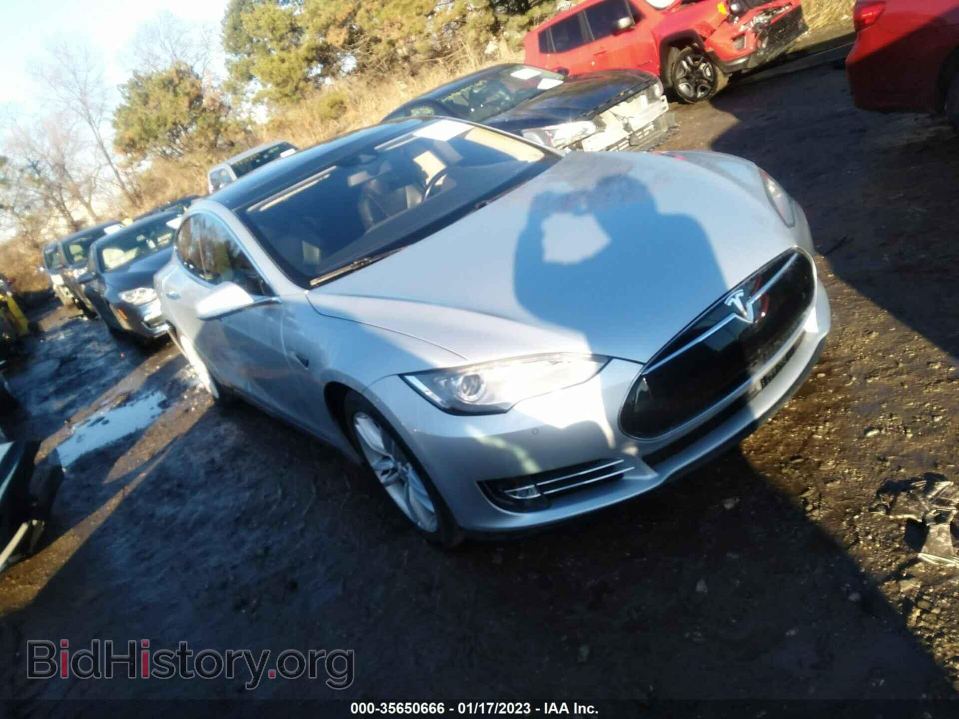 Фотография 5YJSA1E4XFF114864 - TESLA MODEL S 2015