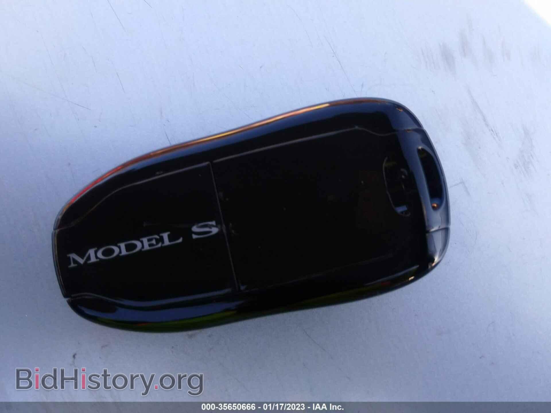2015 TESLA MODEL S - VIN: 5YJSA1E4XFF114864 - Photo 11
