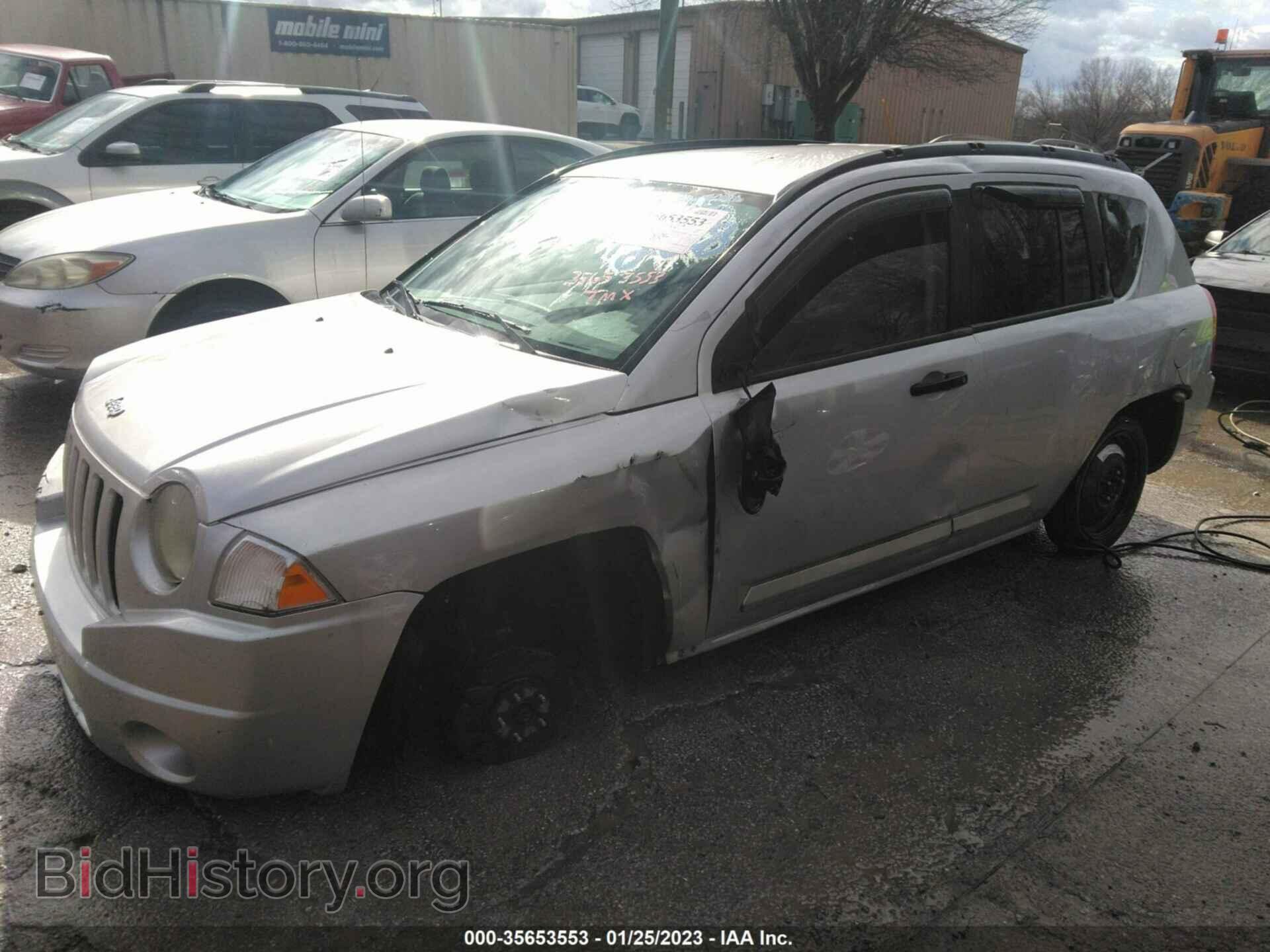 2007 JEEP COMPASS - VIN: 1J8FF57W07D105228 - Фото 2