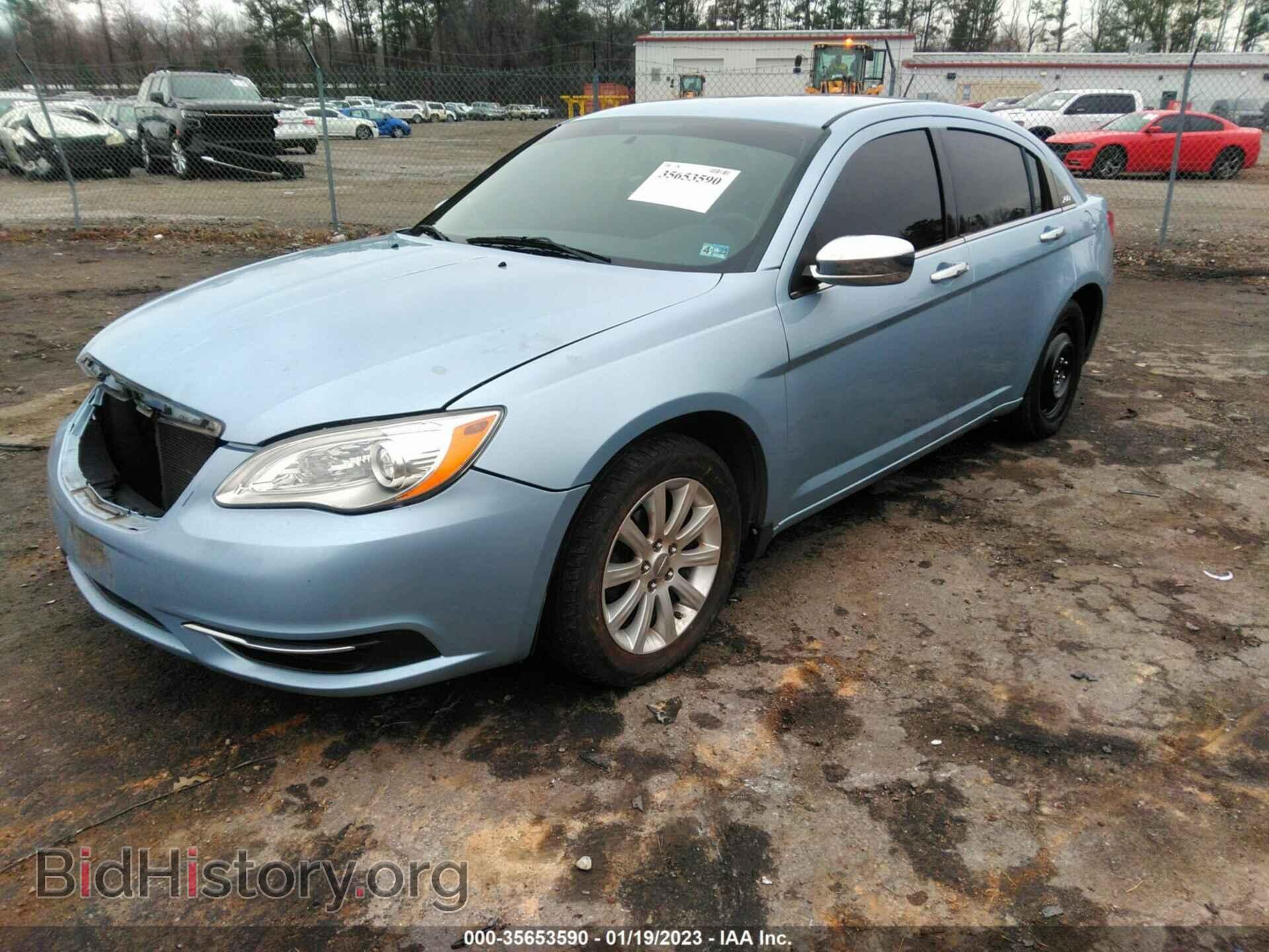 2013 CHRYSLER 200 - VIN: 1C3CCBBB8DN624401 - Photo 2