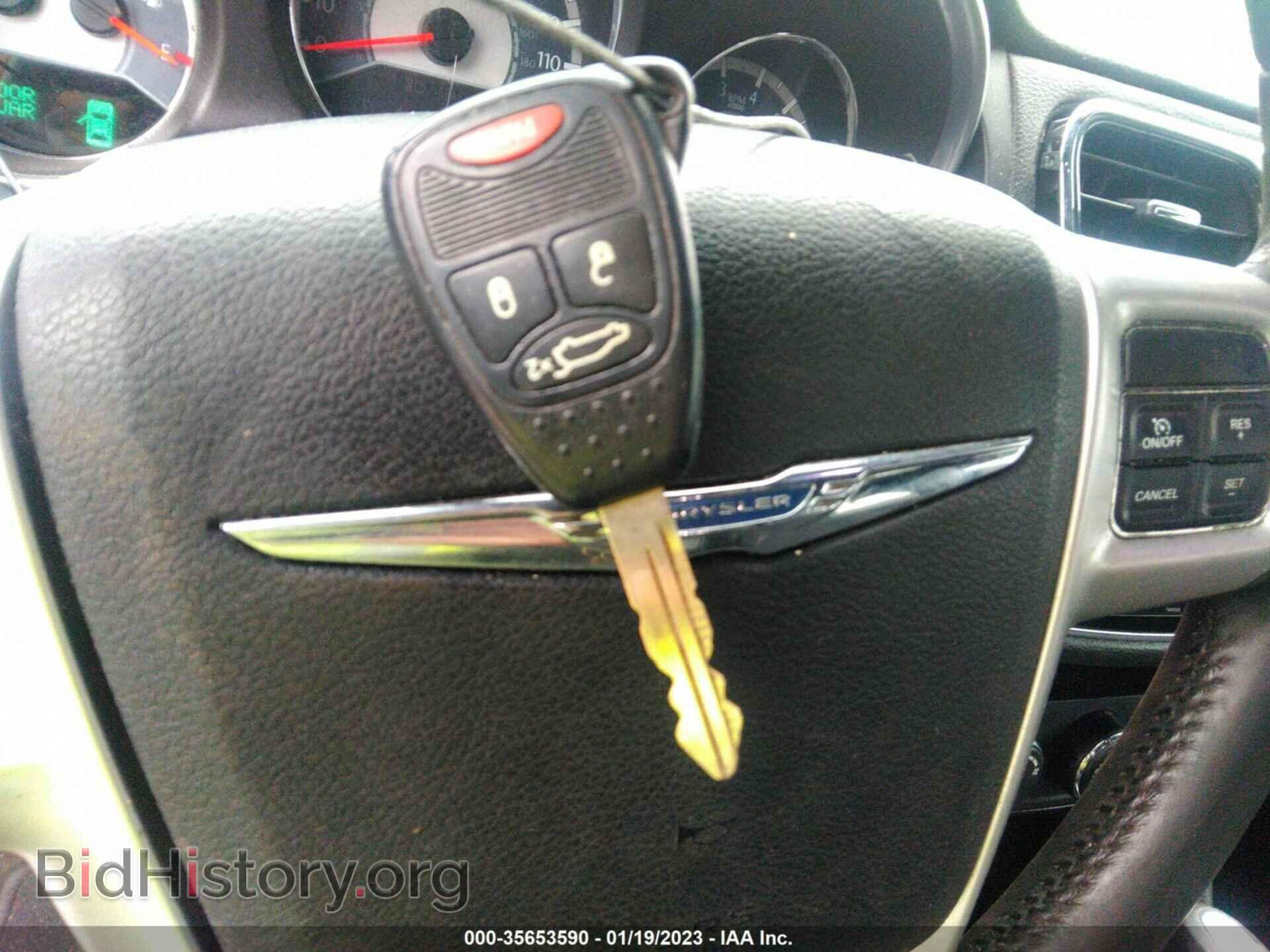 2013 CHRYSLER 200 - VIN: 1C3CCBBB8DN624401 - Photo 11