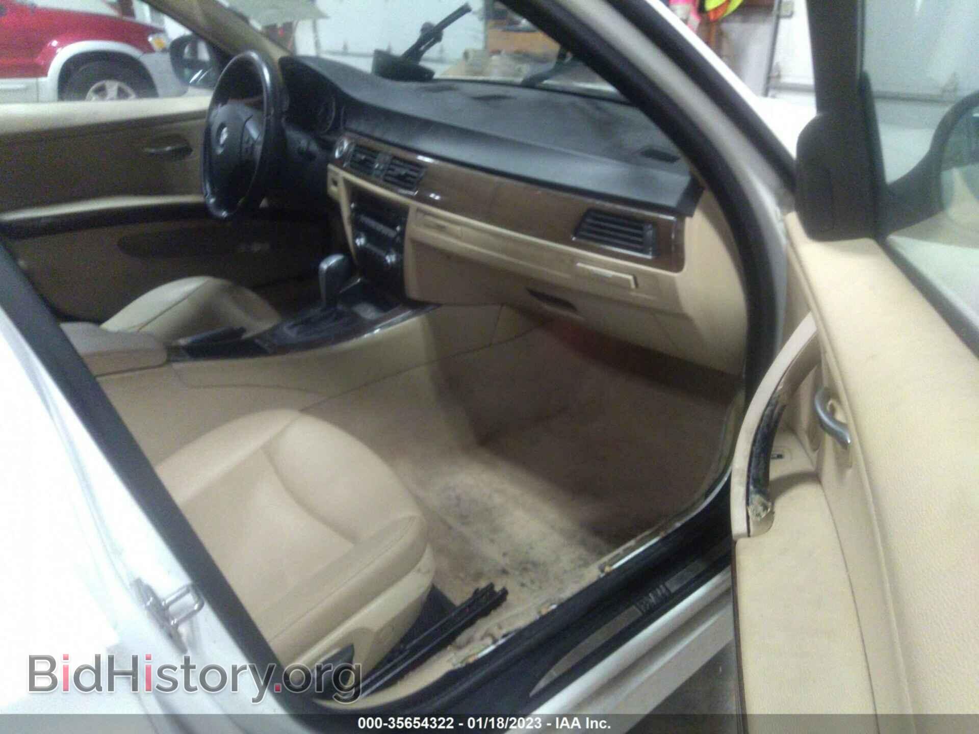 2009 BMW 3 SERIES - VIN: WBAPH73579A175308 - Фото 5