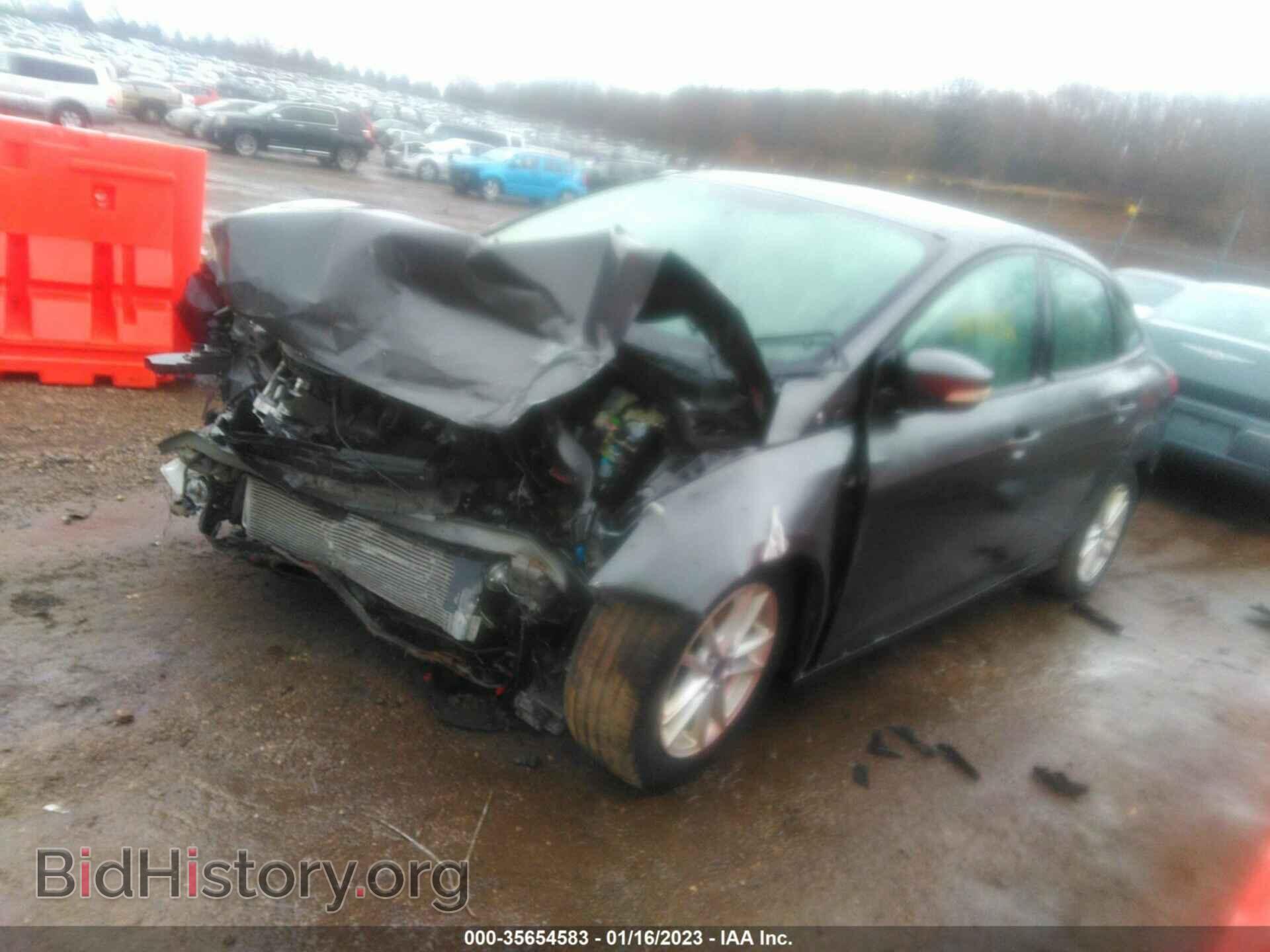 2016 FORD FOCUS - VIN: 1FADP3F22GL229186 - Photo 2