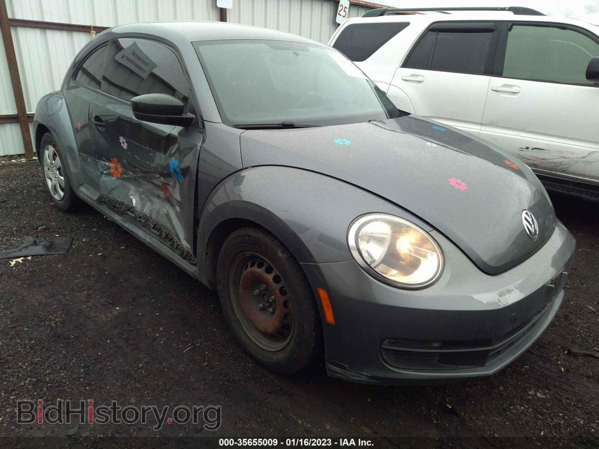Photo 3VWFP7AT8CM644822 - VOLKSWAGEN BEETLE 2012