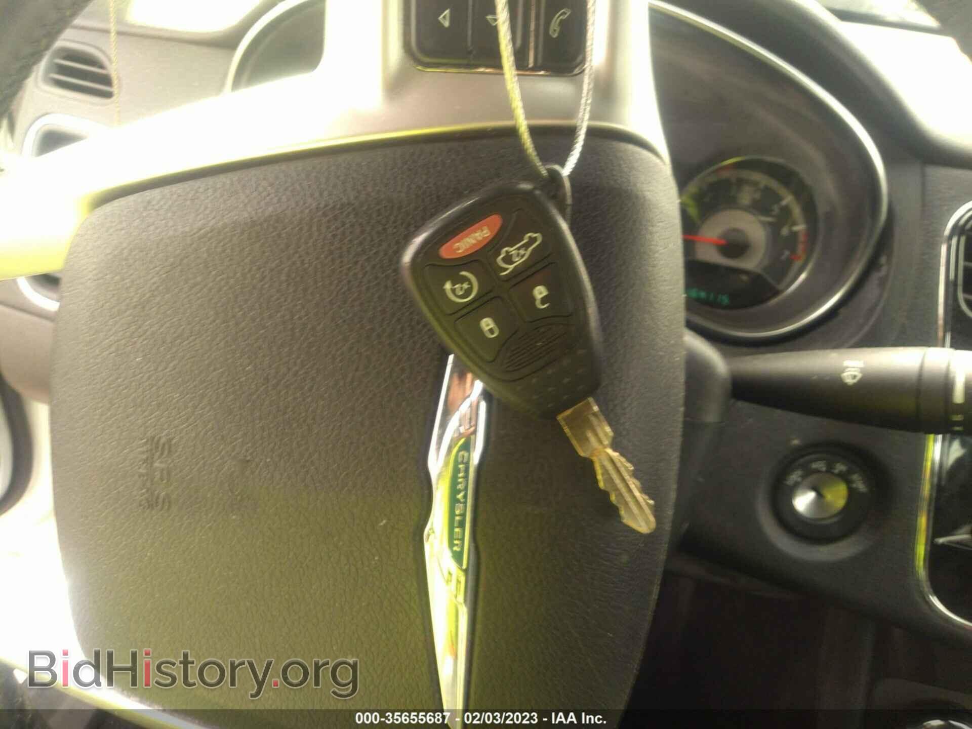2013 CHRYSLER 200 - VIN: 1C3CCBBB2DN592500 - Photo 11